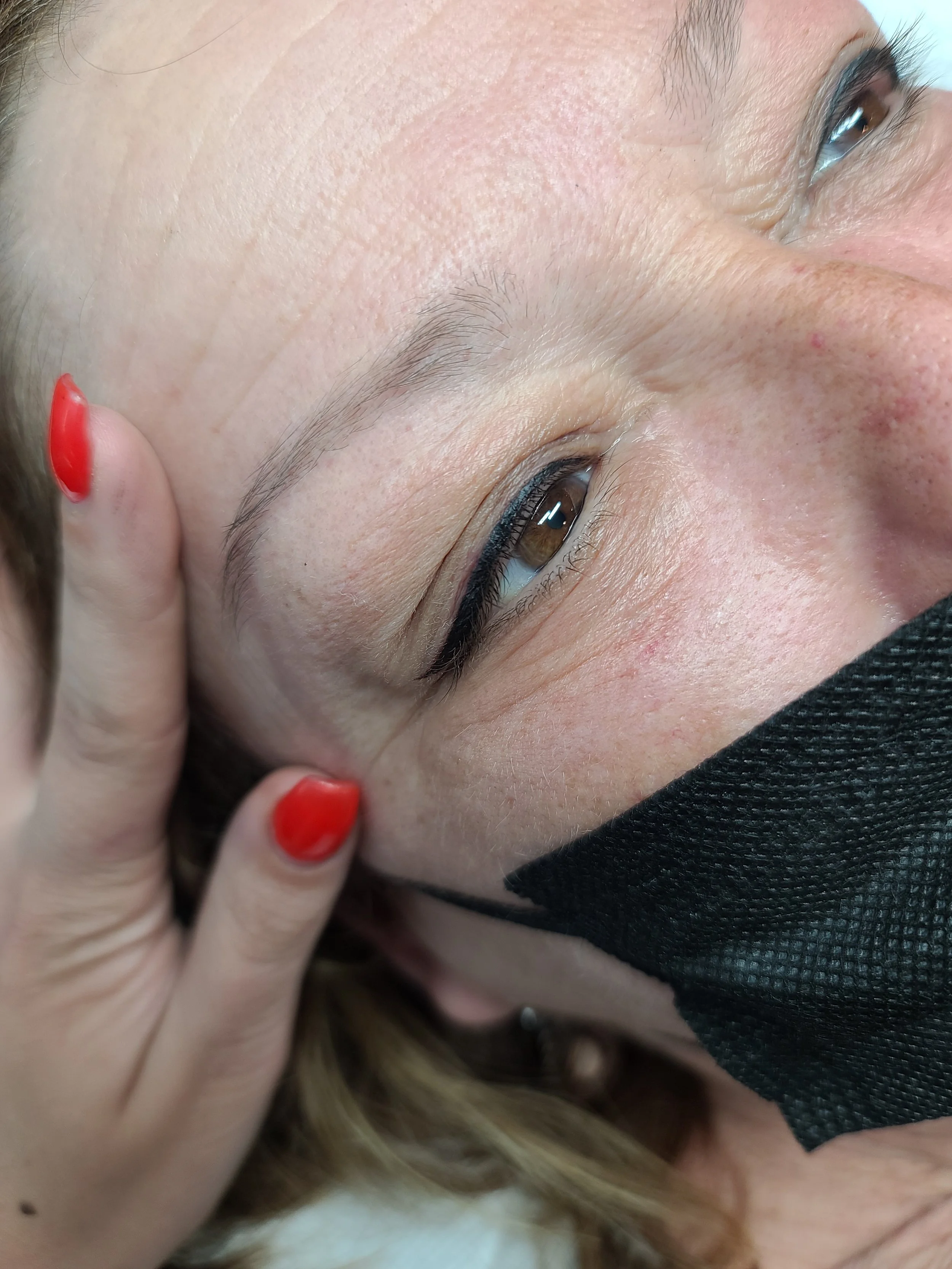 Classic Eyeliner01.jpg