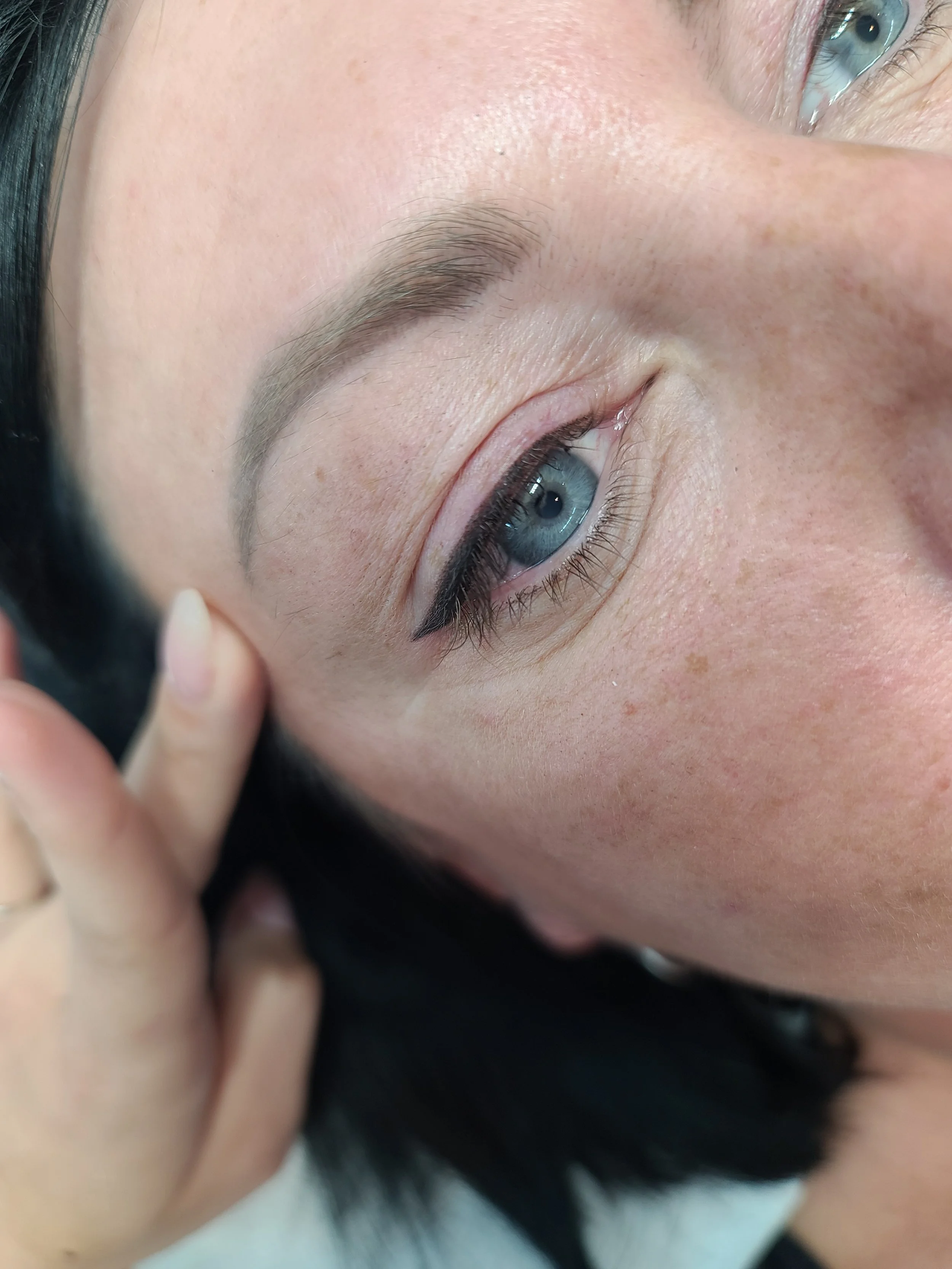 Classic Eyeliner02.jpg