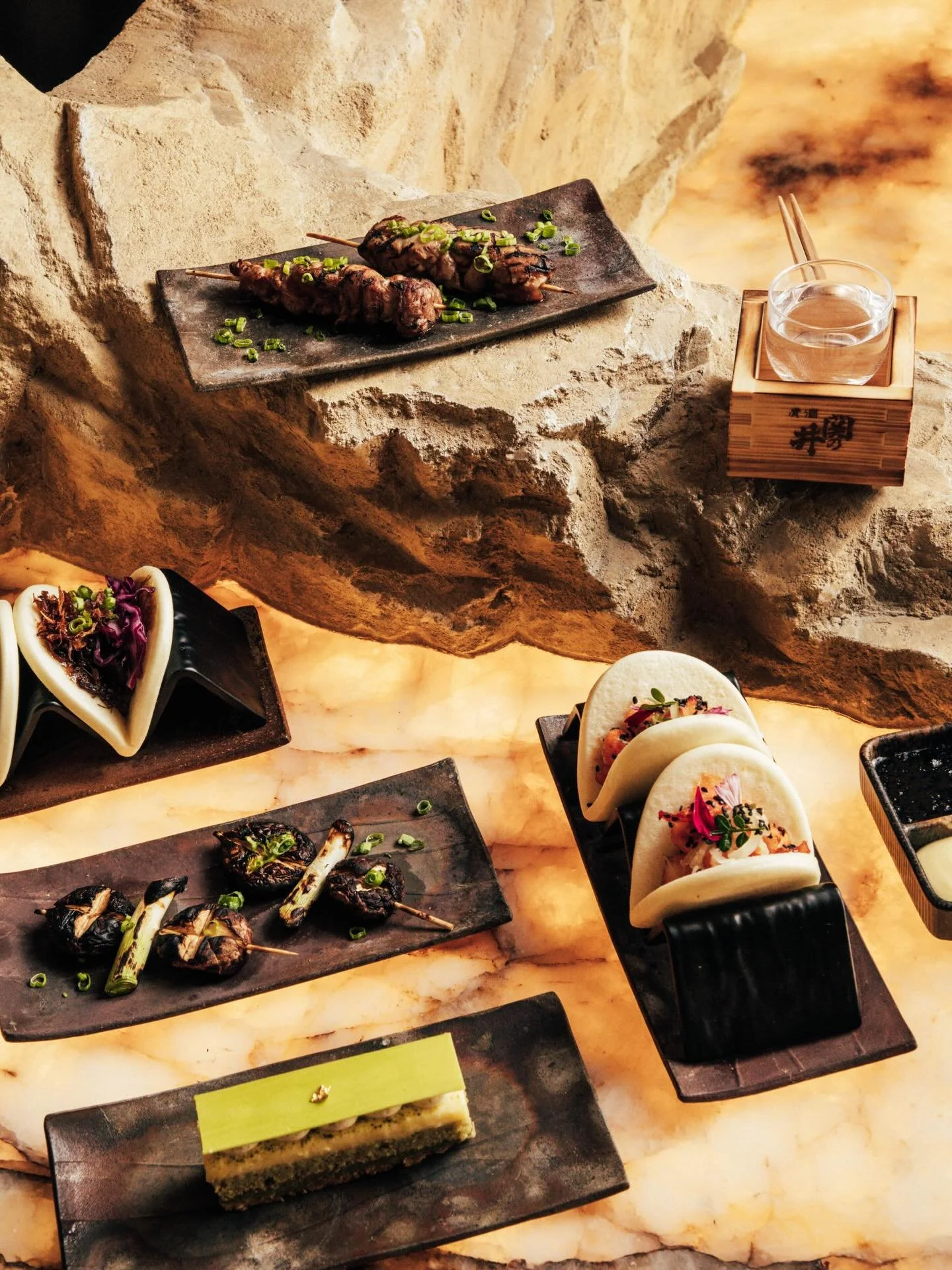 A little bit of everything.
A whole lot of flavor.
美味しい 🇯🇵
Discover our menu! Tap the link in bio.