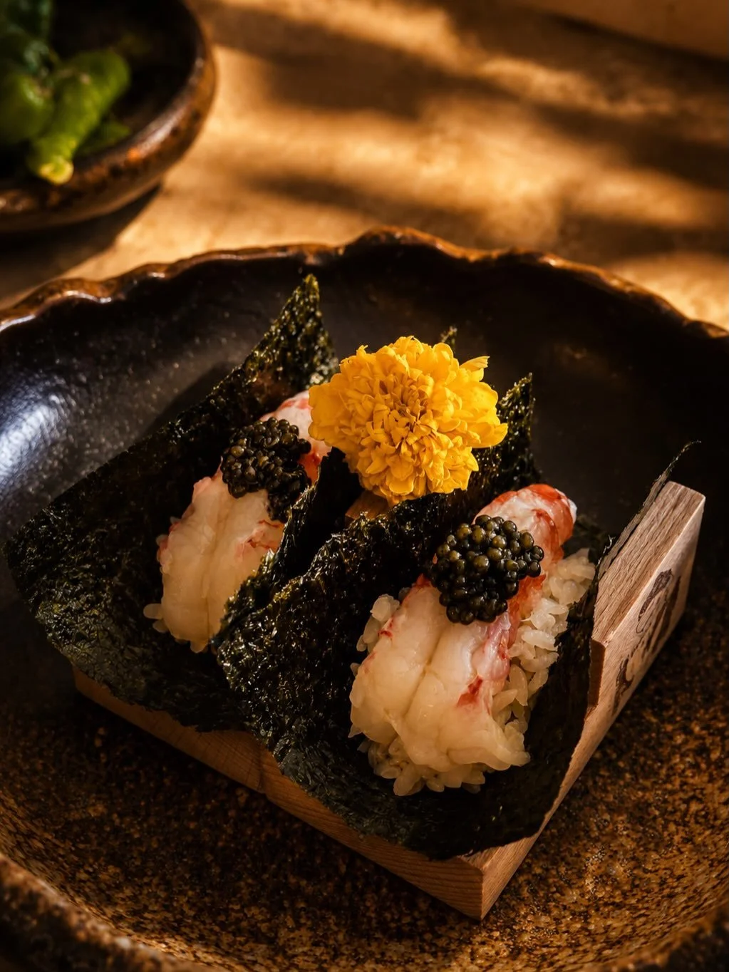 The vibe is intentional👀

Come try our Sweet Shrimp and Caviar Signature Temaki and more!

Link in bio