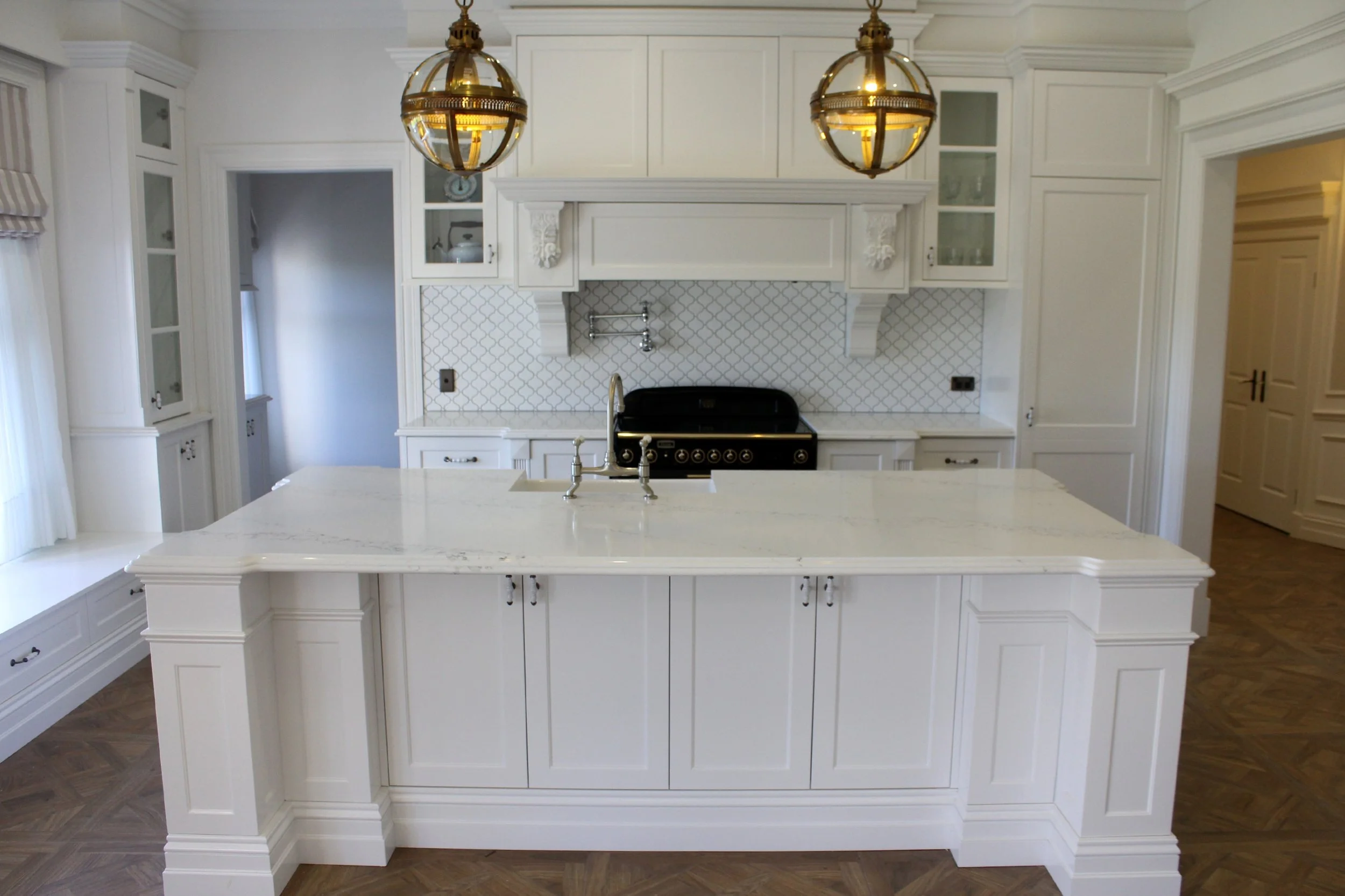 Kitchen 1.jpg