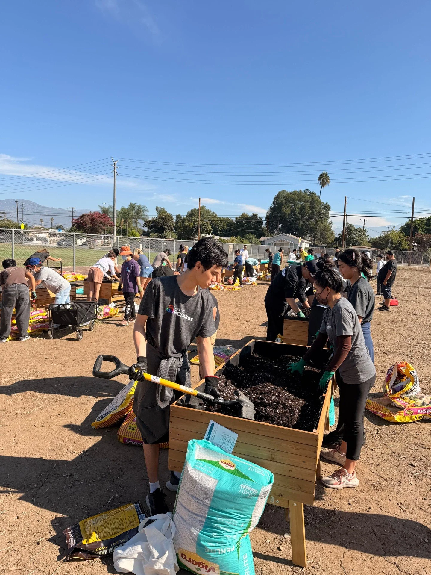 On Saturday, September 26th, 2026, Breathe Southern California and @California Elementary partnered for phase 2 of the school community garden build. 

75 volunteers attended from different organizations as well as from the local community and school