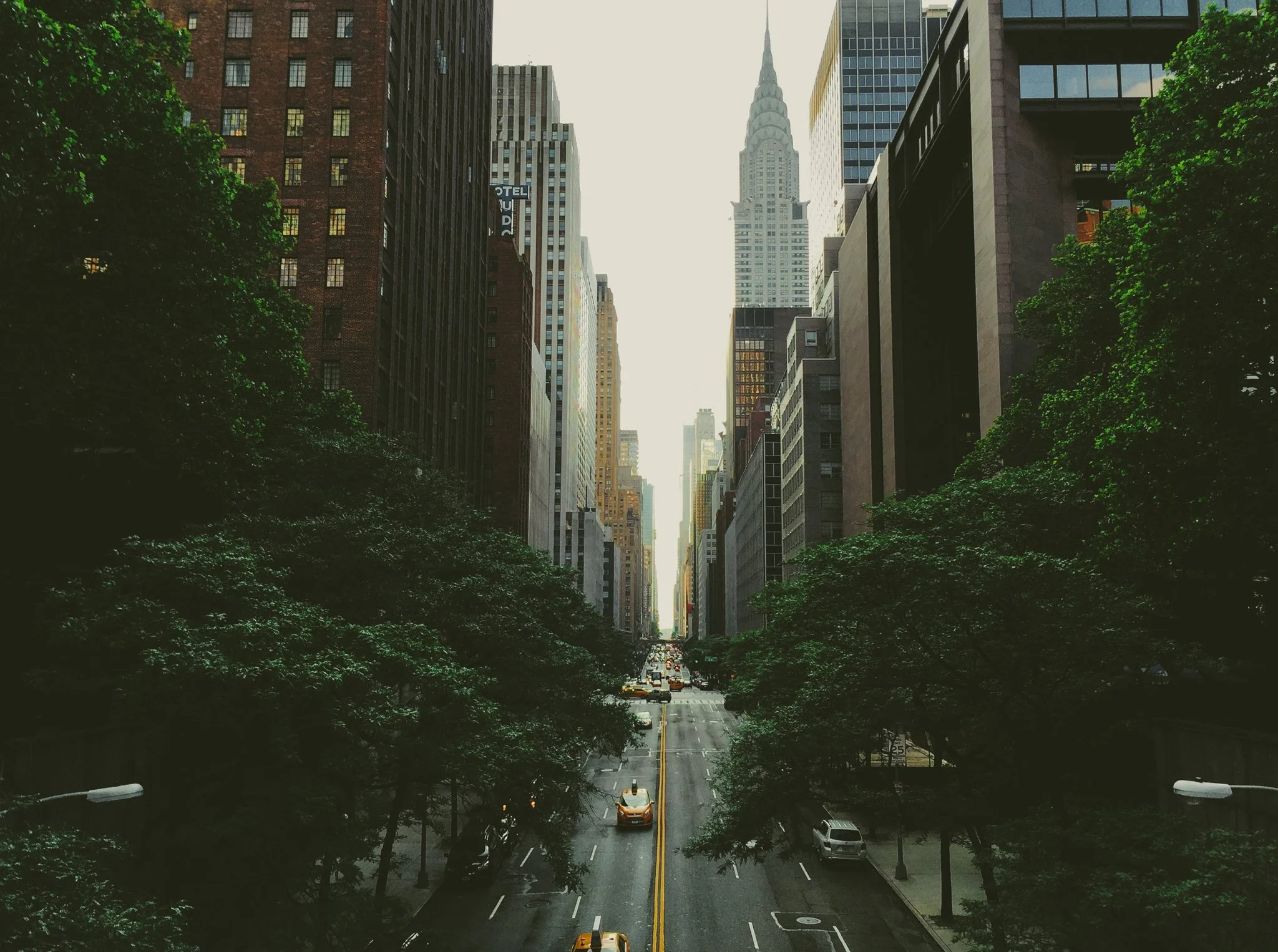 New York City skyline showcasing iconic architecture and urban design