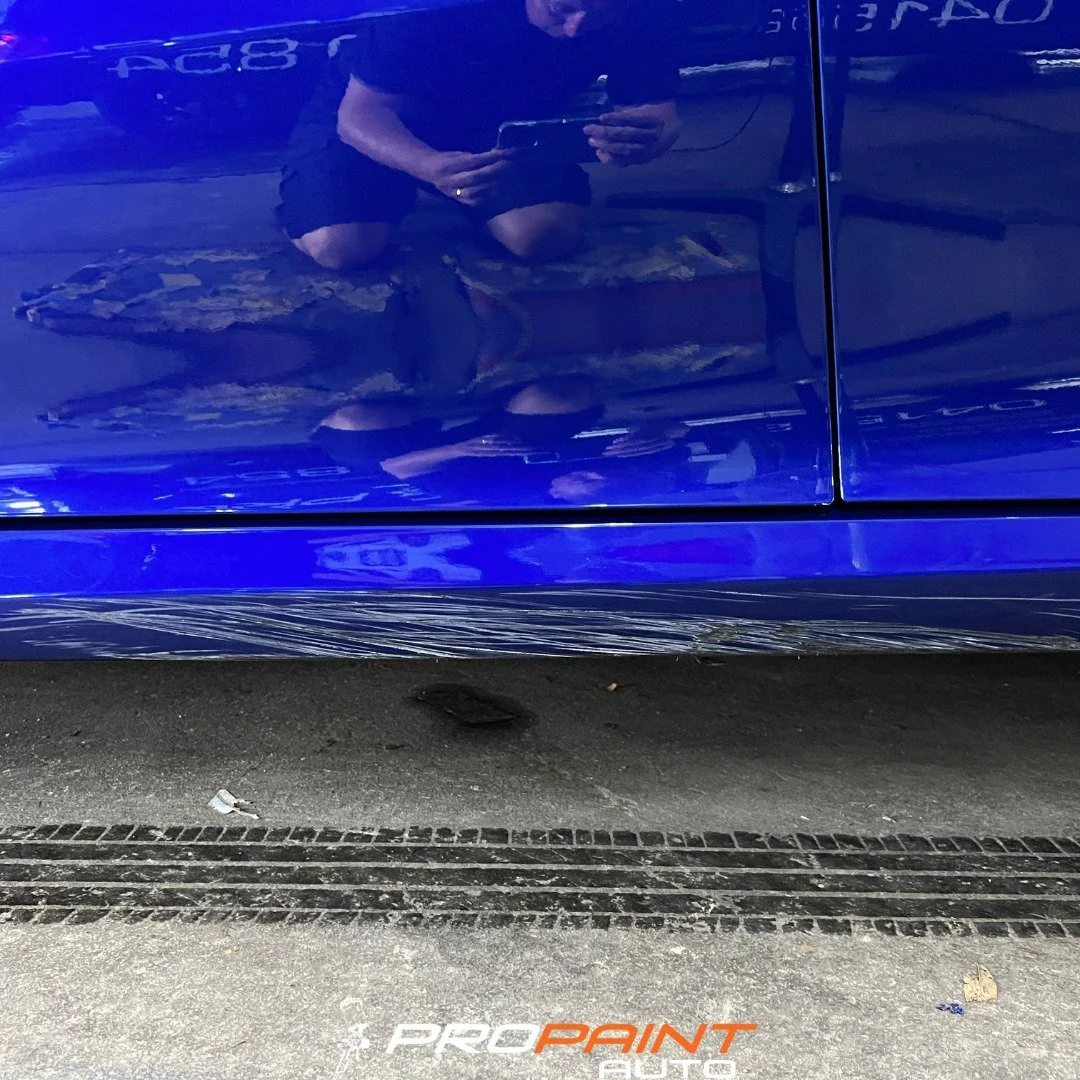 Before &amp; after: Toyota sill panel repair 🚗✨
Scratches come in all shapes, sizes, and spots, and even water on them can increase the risk of rust. Don&rsquo;t wait&mdash;get them repaired to protect your car and keep it looking like new!
☎️ 0418 