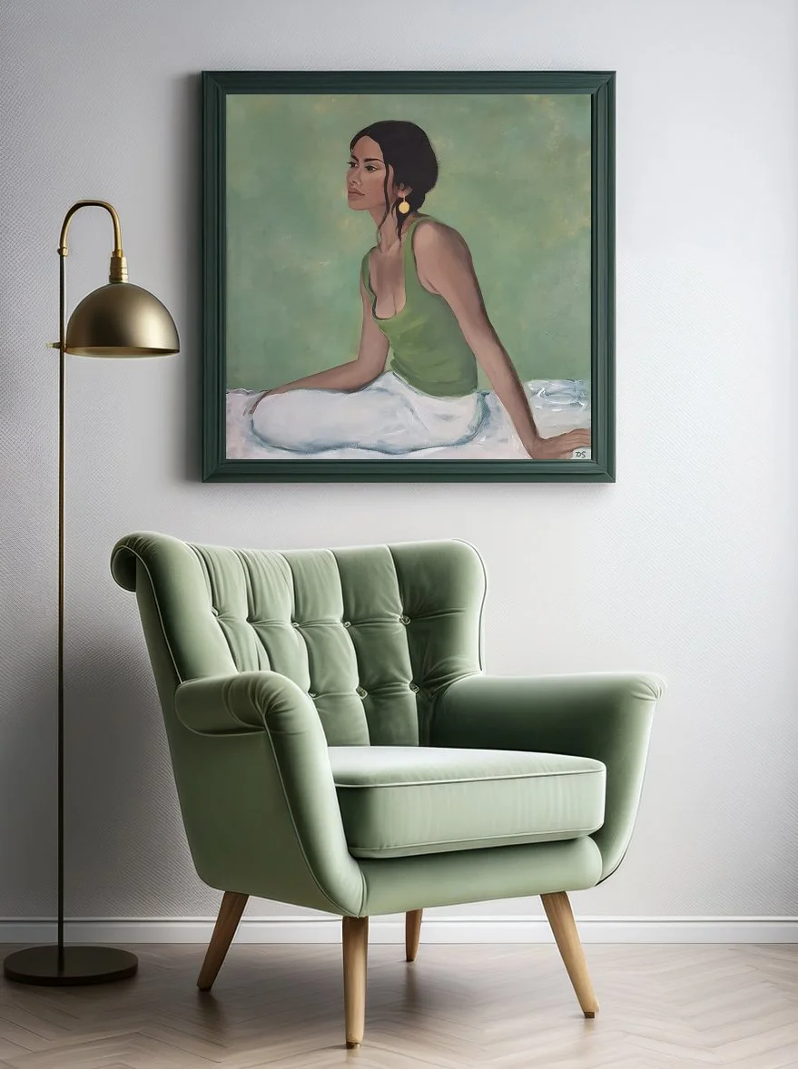 MockUp_Woman in green.jpg