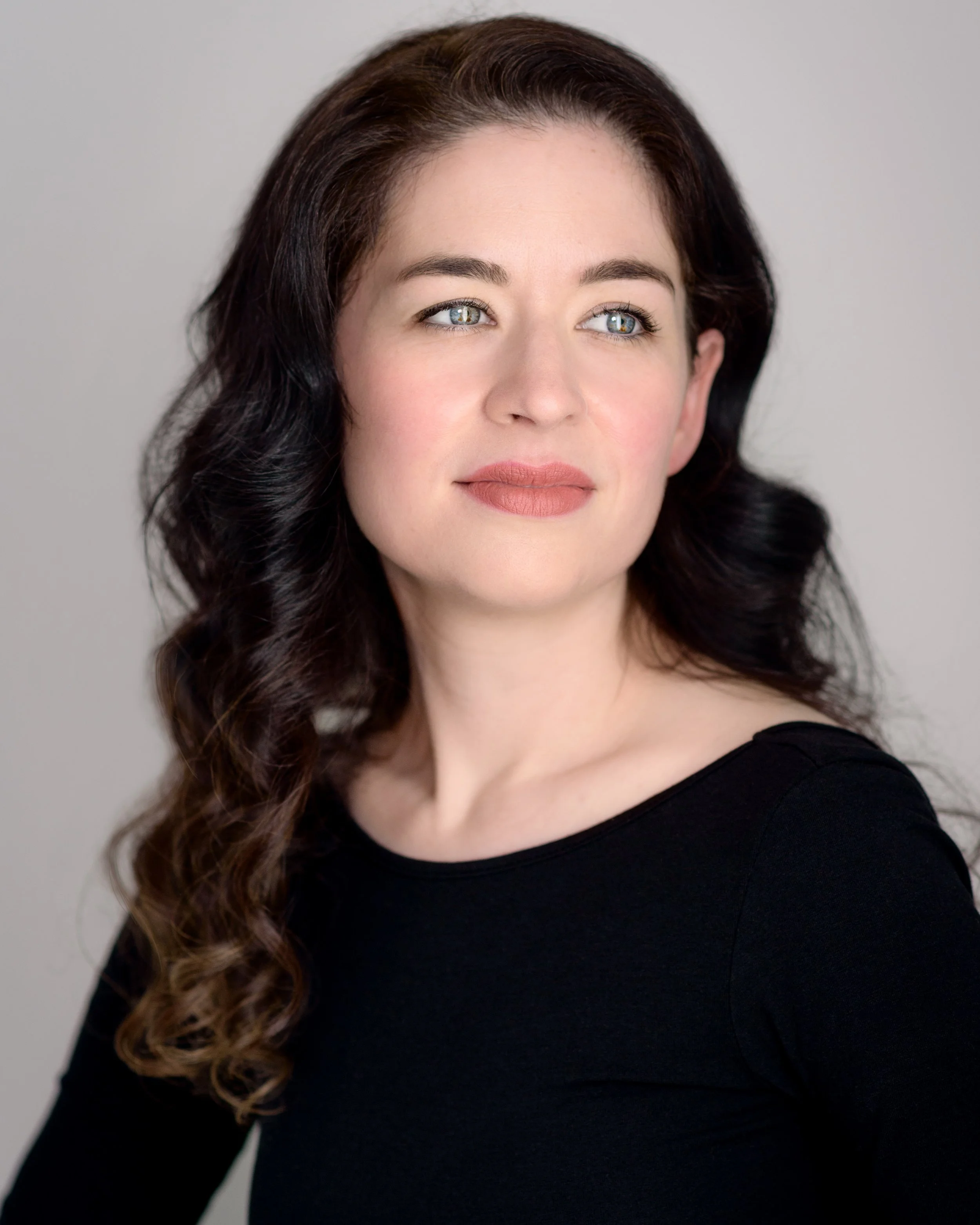 Serious headshot of Sydney pianist and vocalist Lauren Carey Kevin