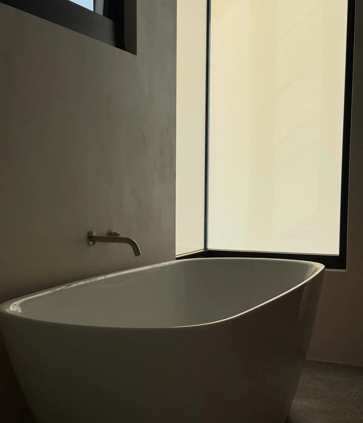 Your dream bathroom awaits. 

For all enquiries, our website is now live!

#microcement