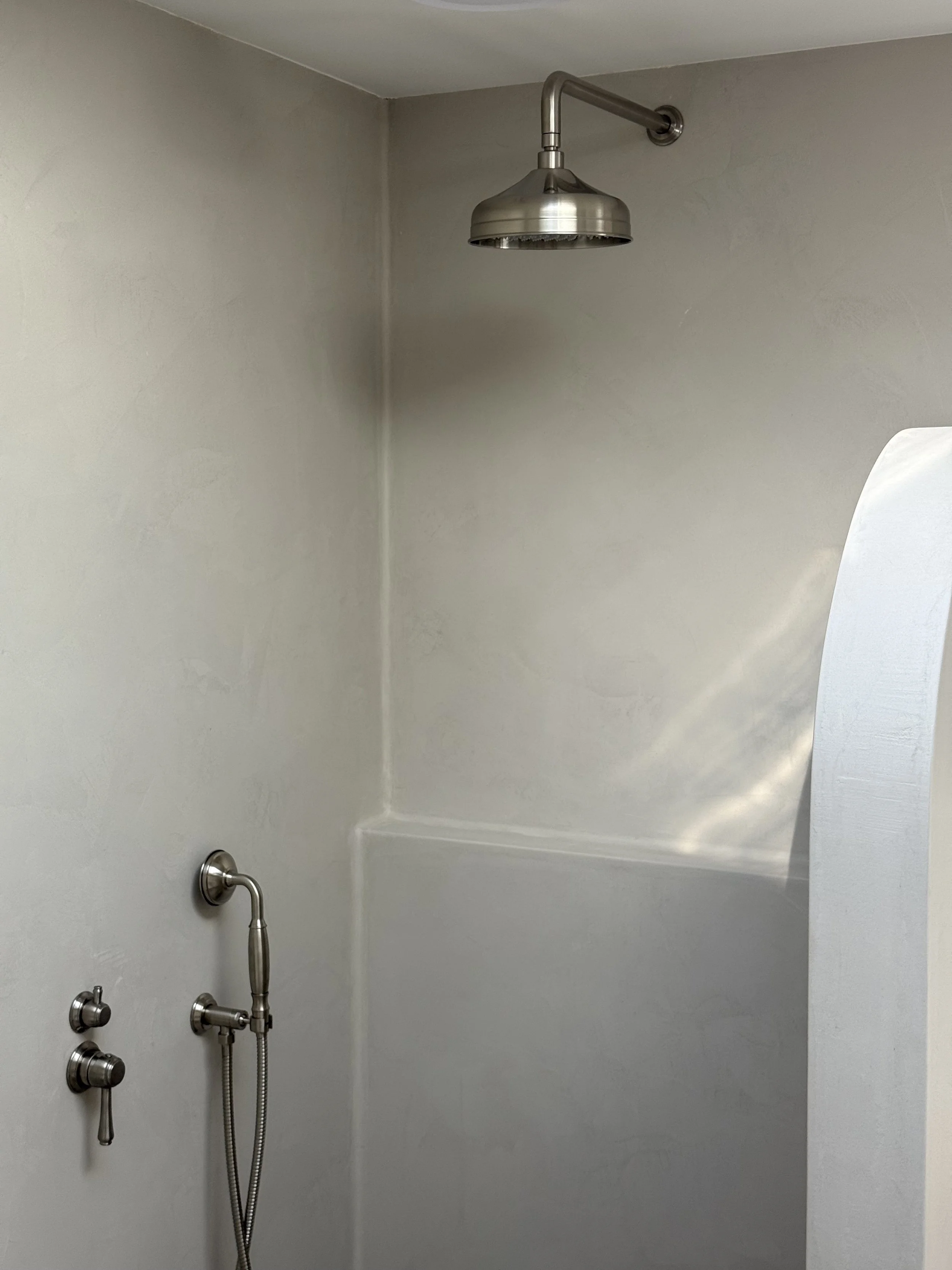 microcement bathroom