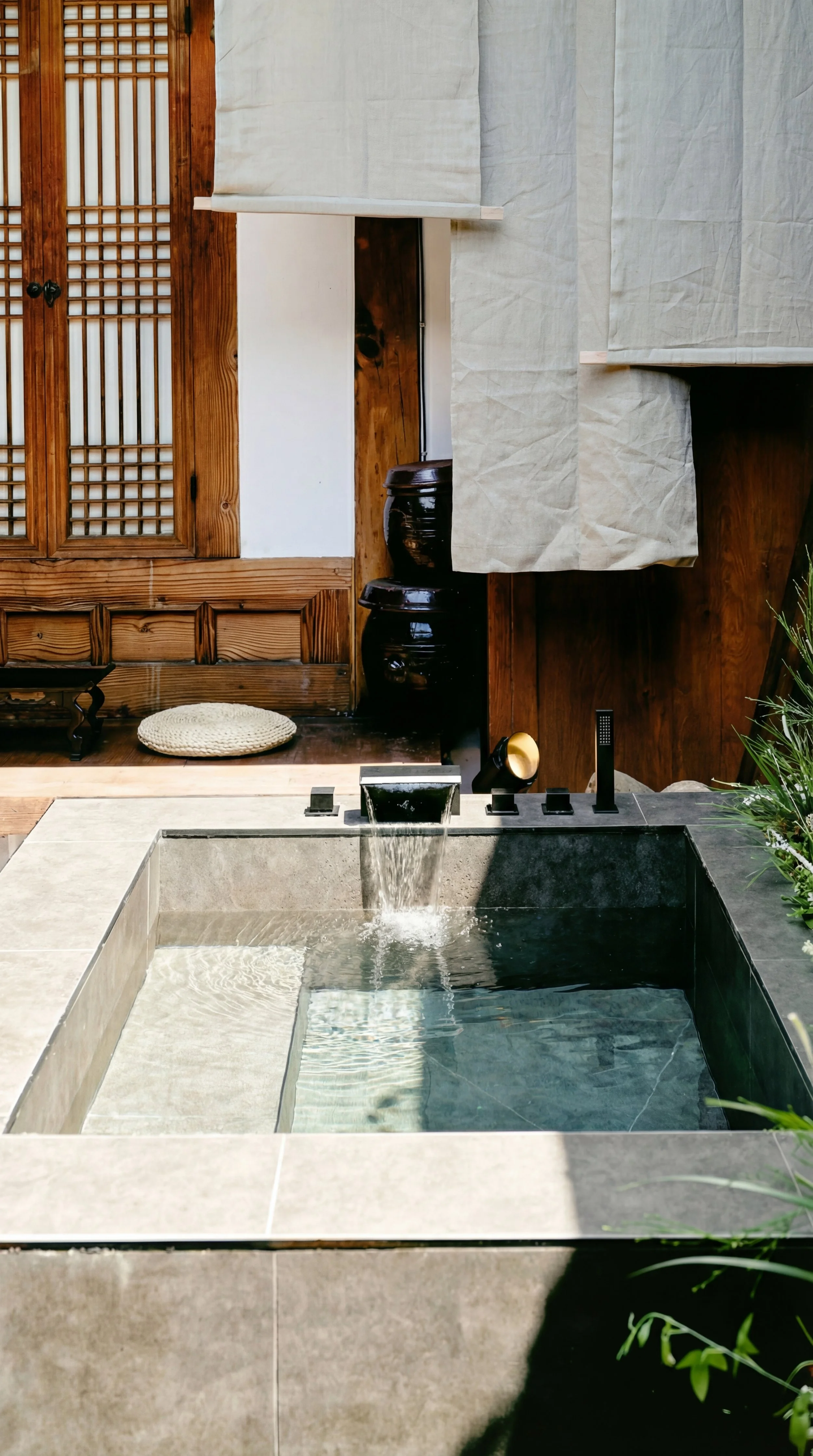 Hanok-Airbnb-Review-Seoul.jpg