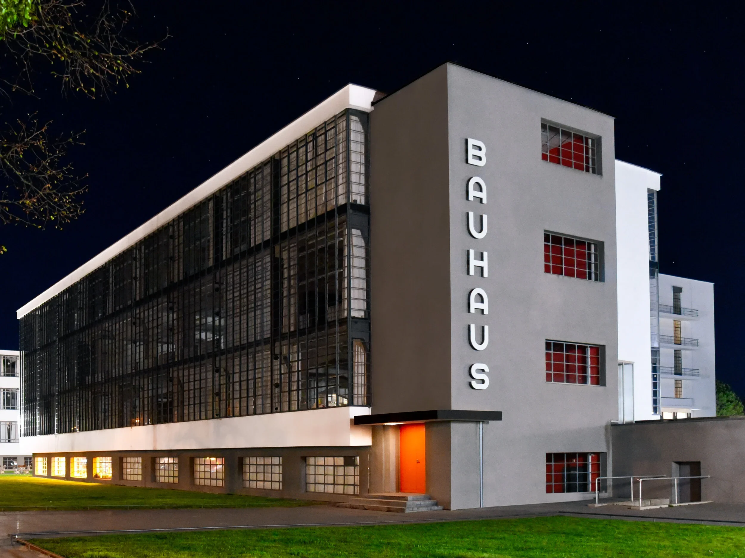 Bauhaus 100
