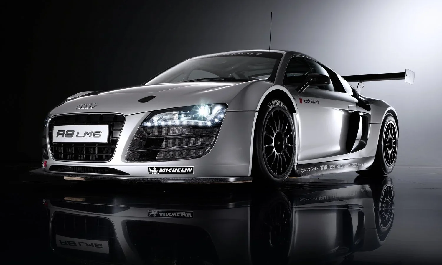 12 MaasDesign_Audi_R8.webp