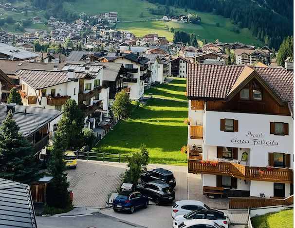 Dolomites parking information screenshot for trip planning