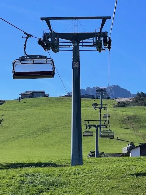 Best easy hikes in the Dolomites with cable cars