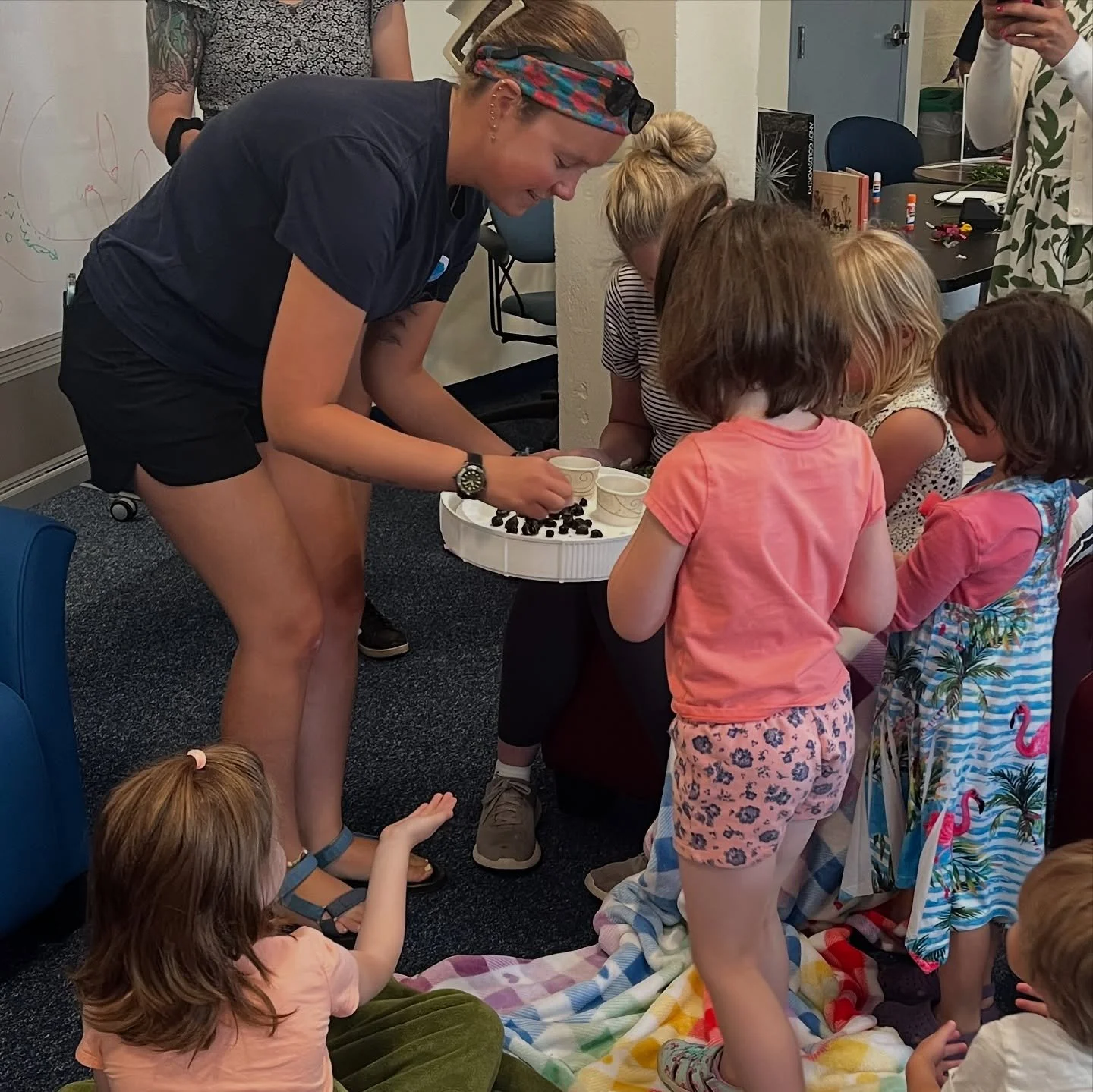 If you joined us @uconnaverypoint Library for Roaming Readers today, we&rsquo;re sure you had a great time - the Marine Science grad students  did a phenomenal job hosting with Ms. Maria. Not only did Groton Public Schools Nutrition Program provide f