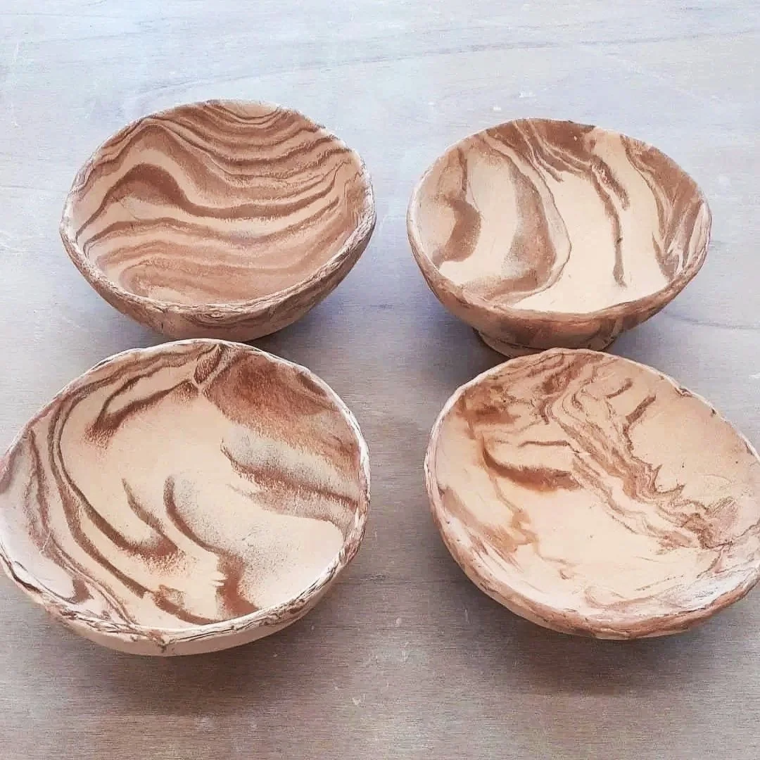 Quatuor de bols marbrés crème et chocolat
