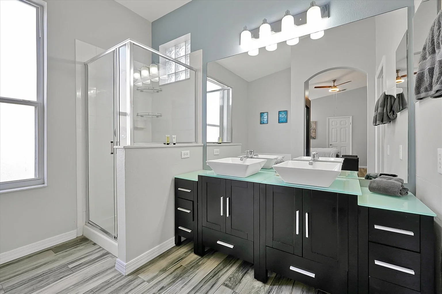 Master Bathroom.jpg