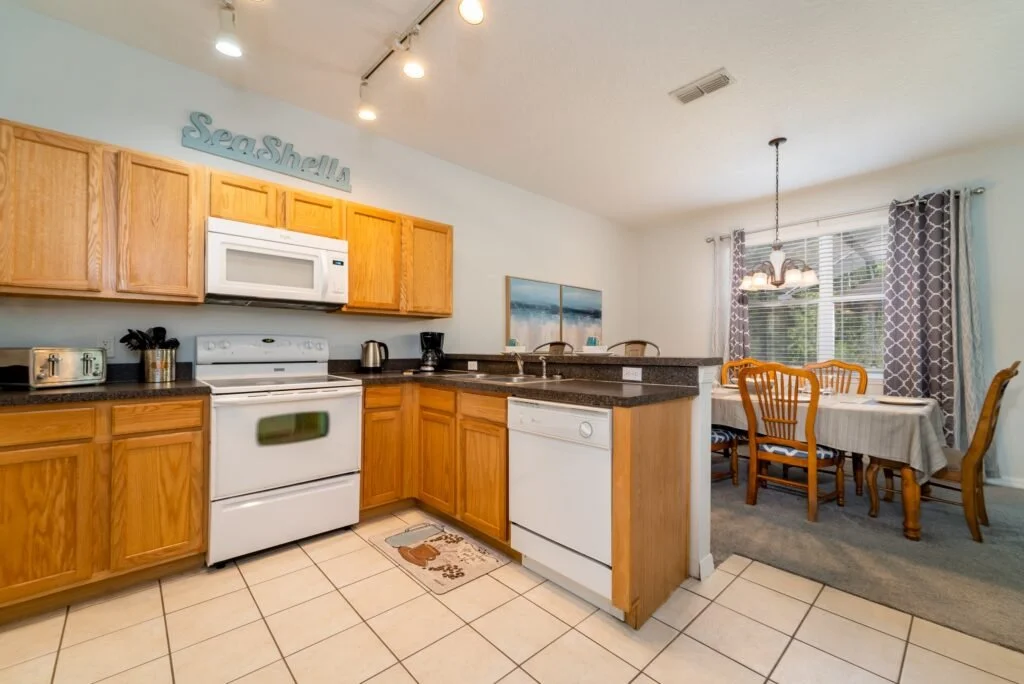 Kitchen and Dining Area - Copy.jpg