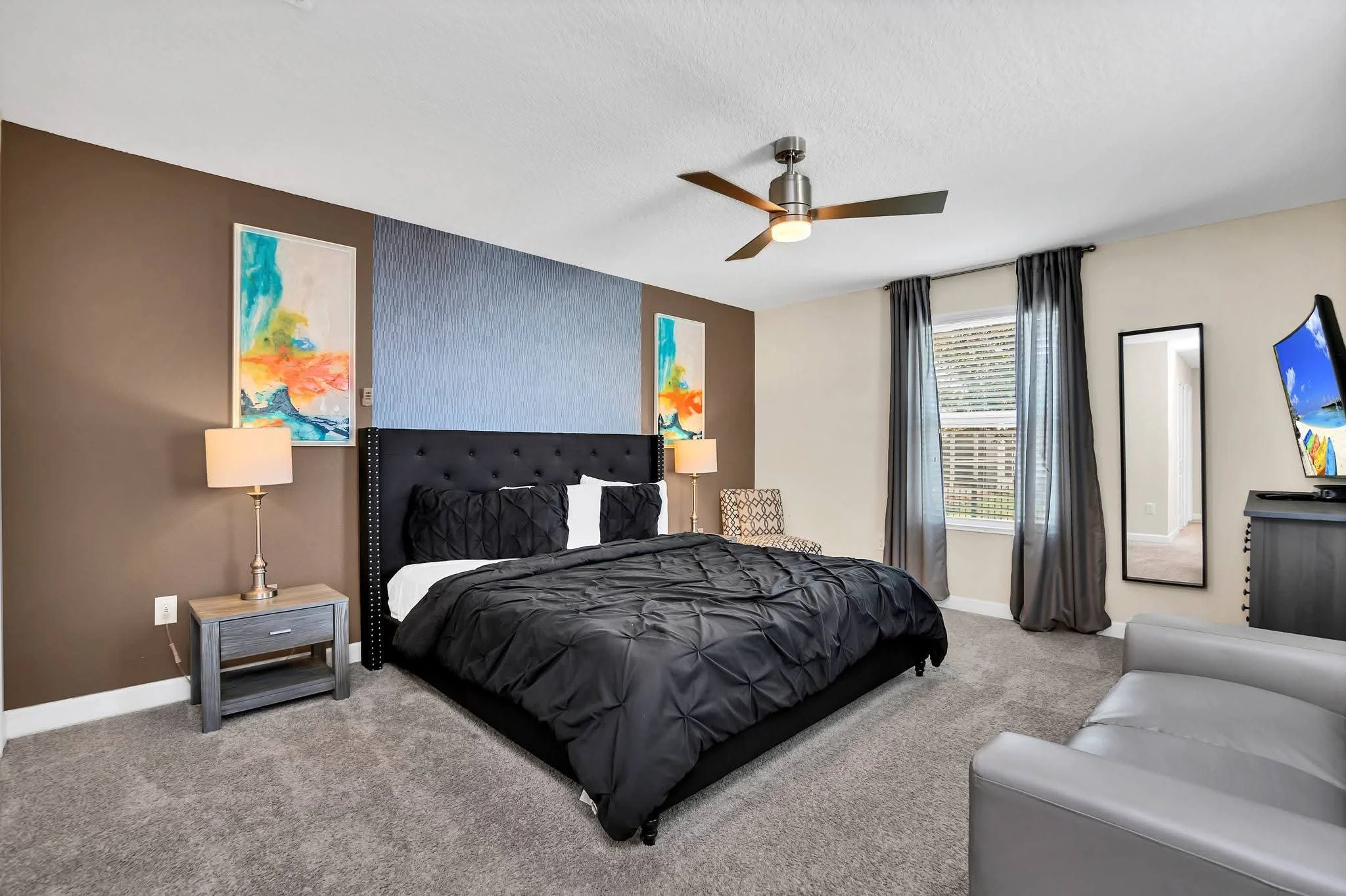 King bedroom 2 - Copy.jpg