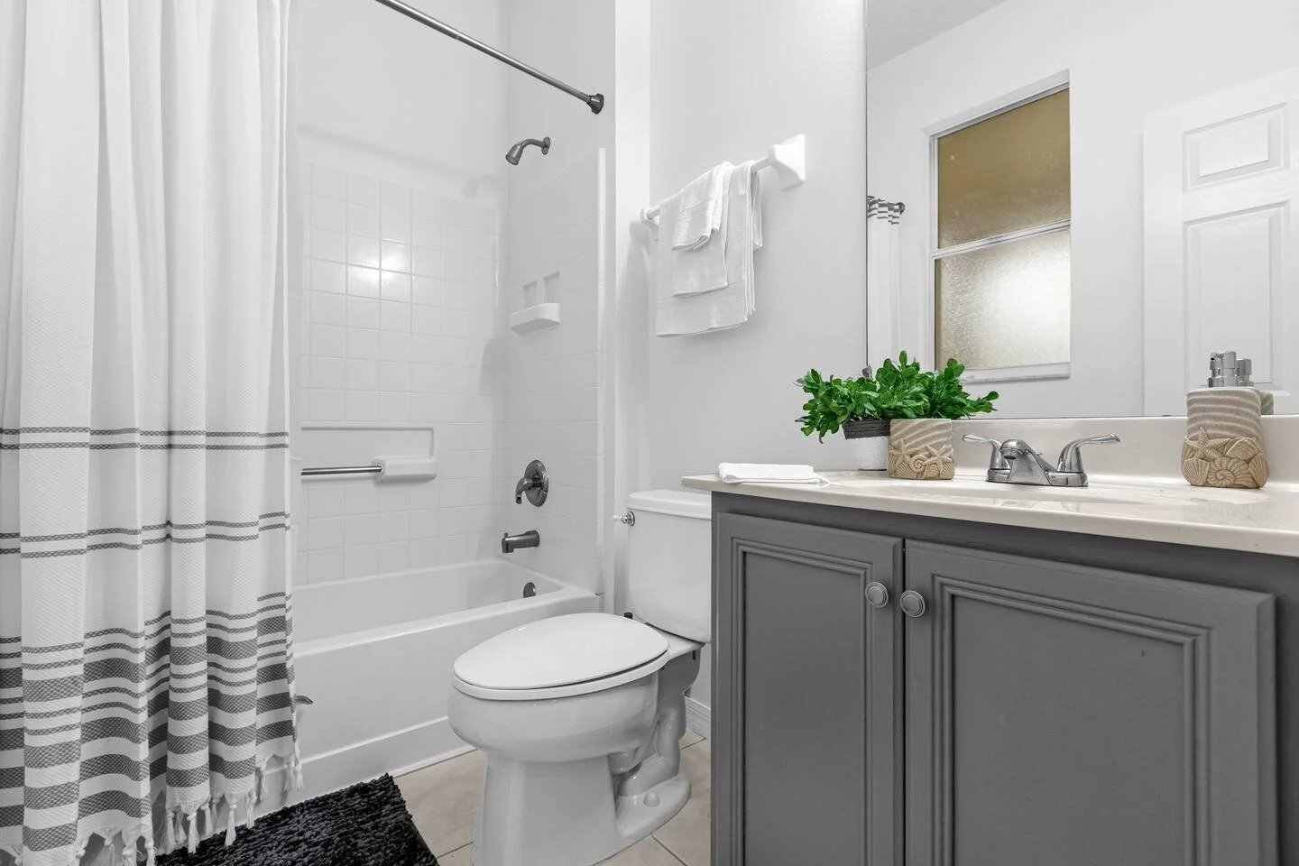 Bathroom 4.jpeg