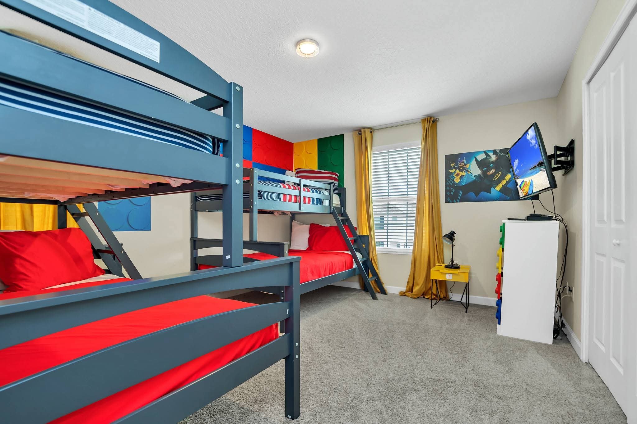 Double bunk bedroom.jpg