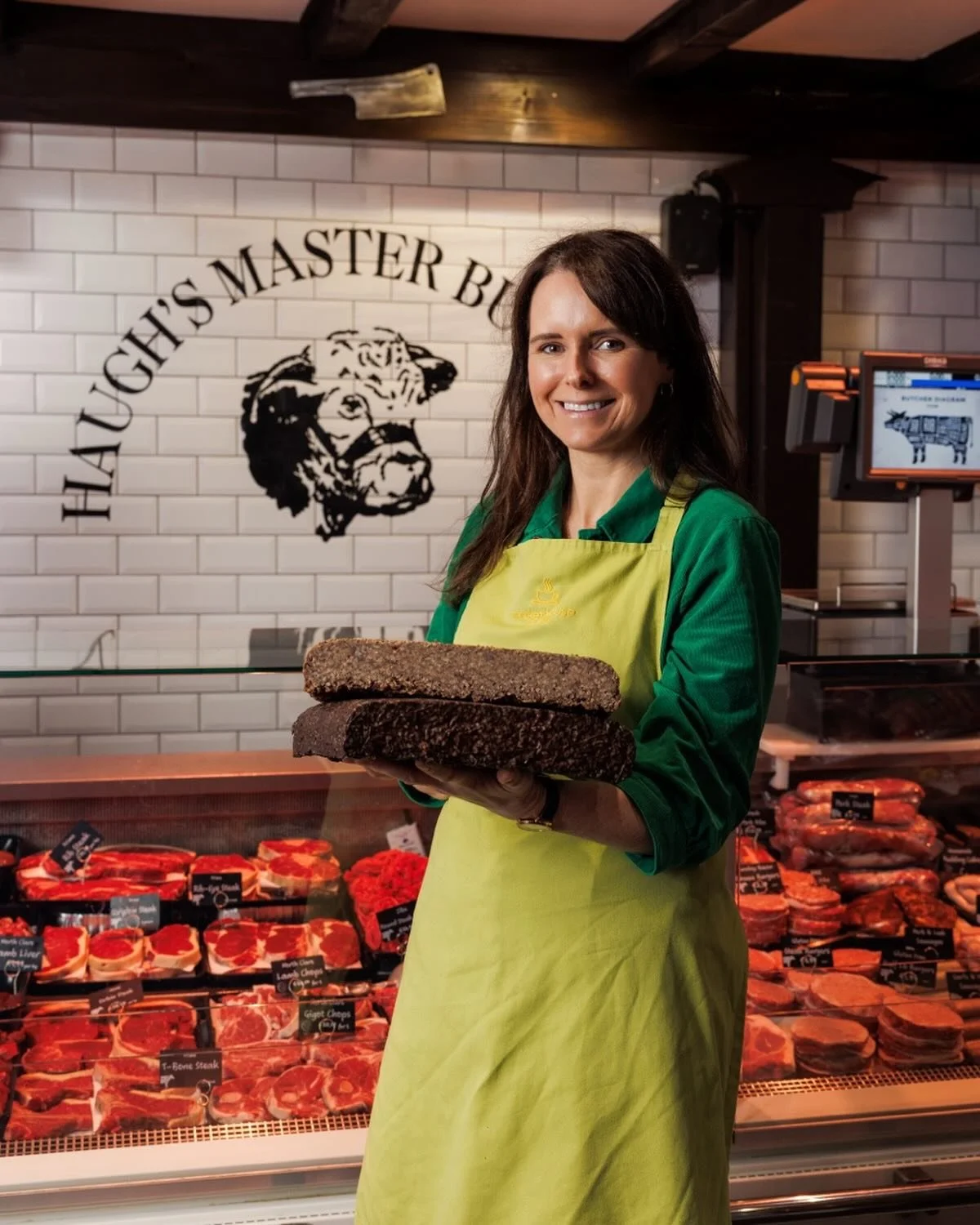 Happy #nationalblackpuddingday Have you tried our homemade black and white pudding cake yet? It&rsquo;s delicious 😋