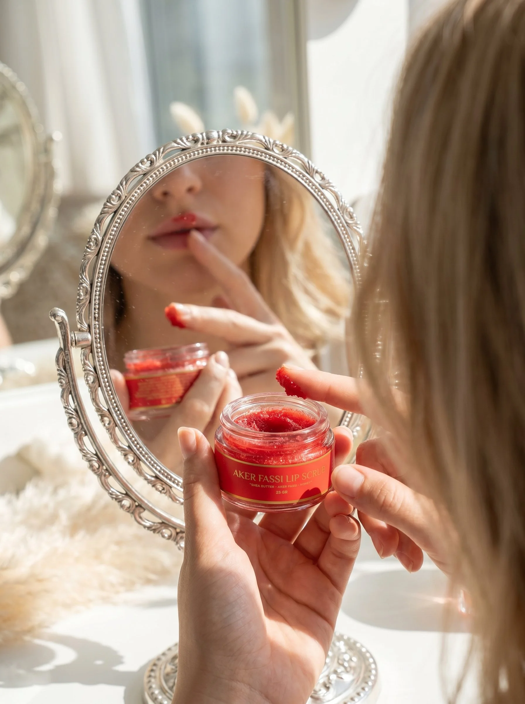 AKKER FASSI LIP SCRUB (21).jpeg