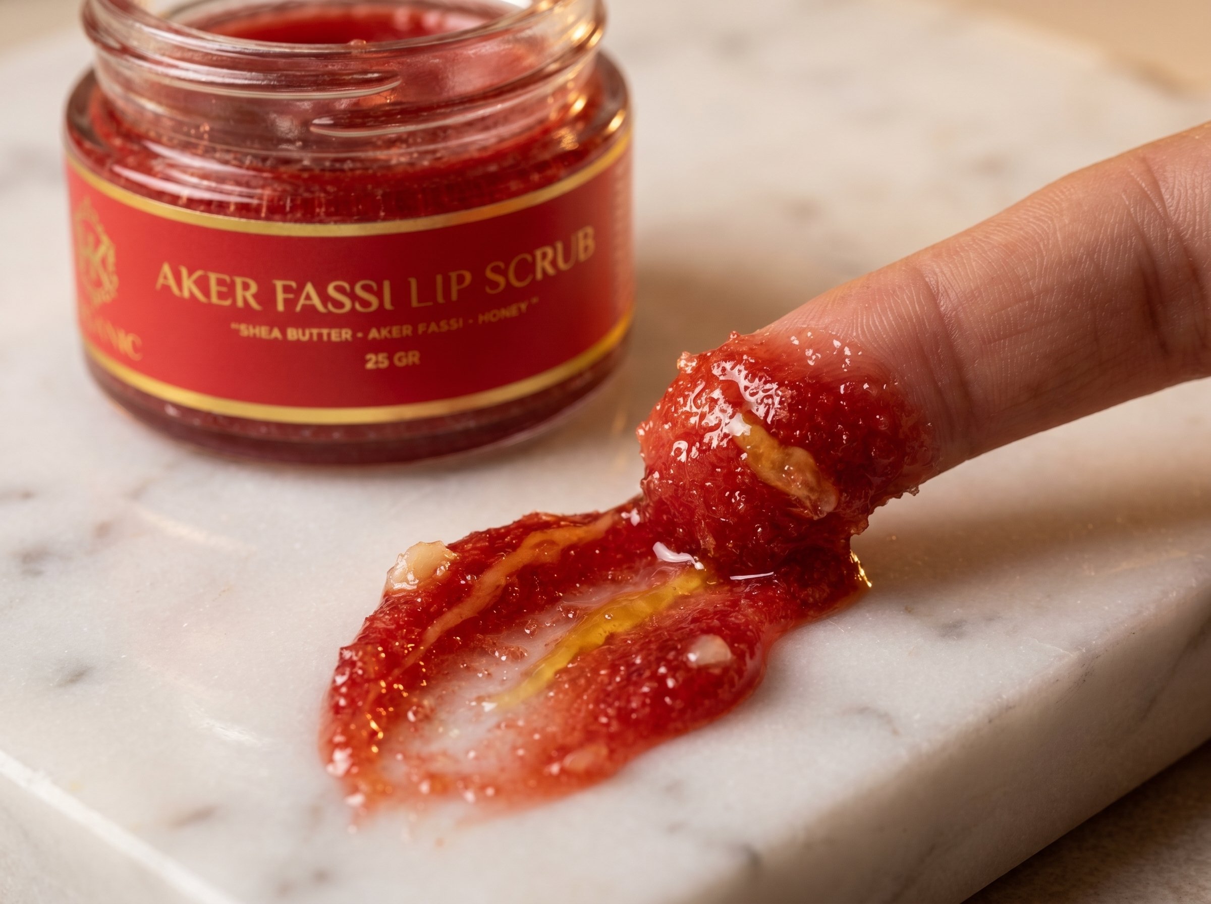 AKKER FASSI LIP SCRUB (6).jpeg