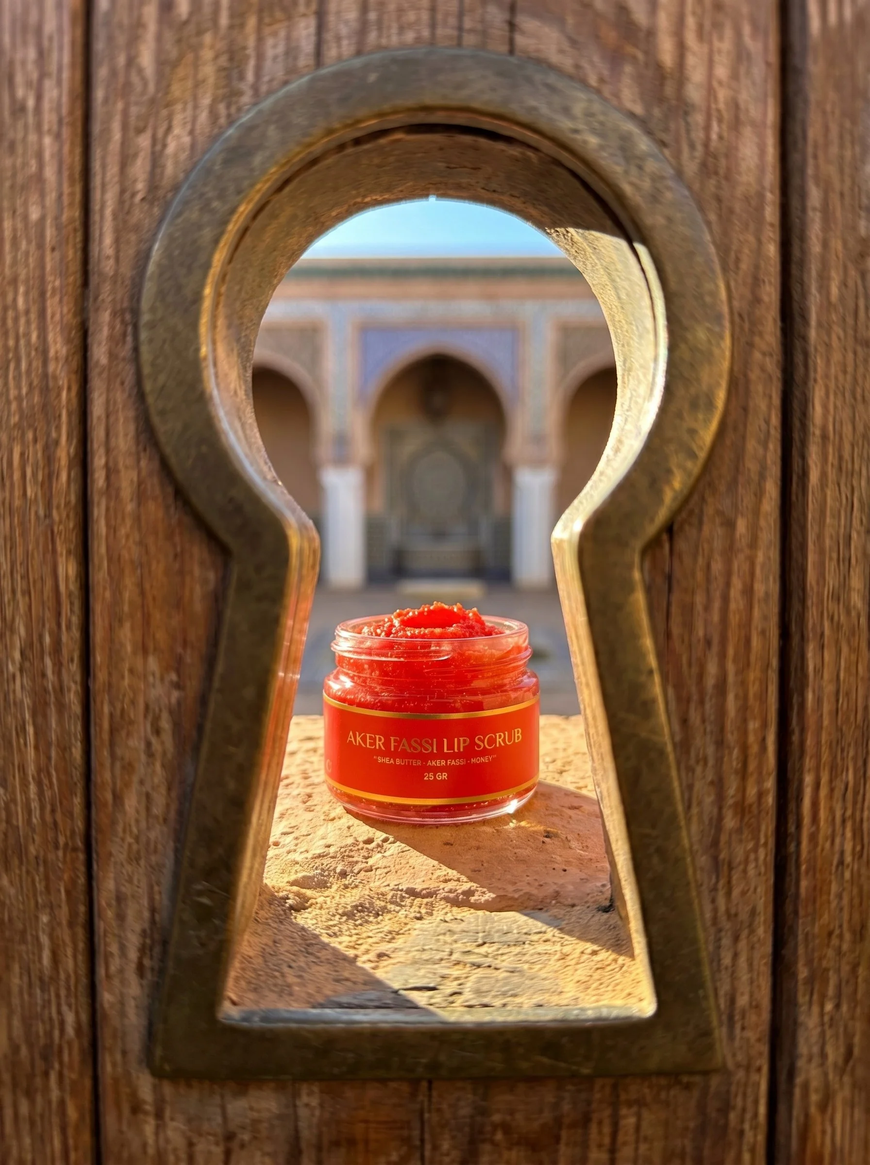 AKKER FASSI LIP SCRUB (12).jpeg