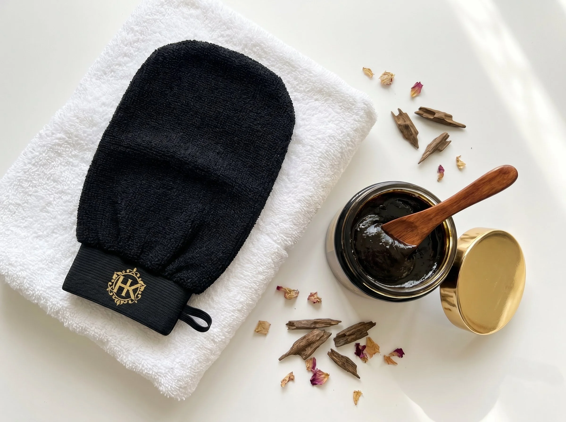 ROYAL OUD BLACK SOAP (21).jpeg