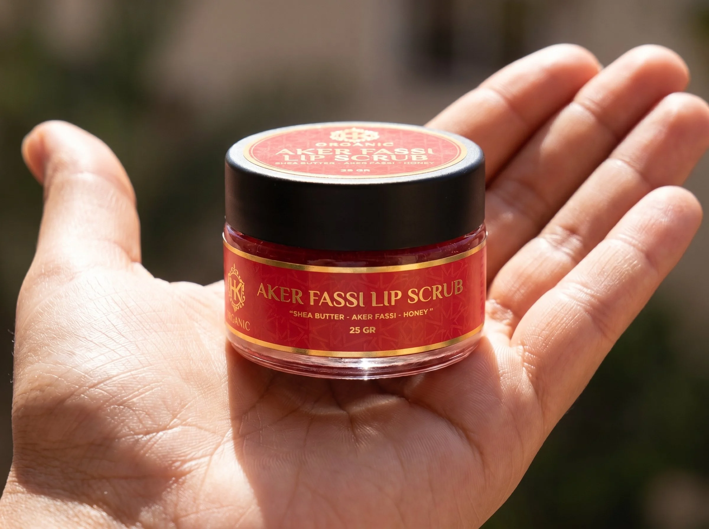 AKKER FASSI LIP SCRUB (4).jpeg
