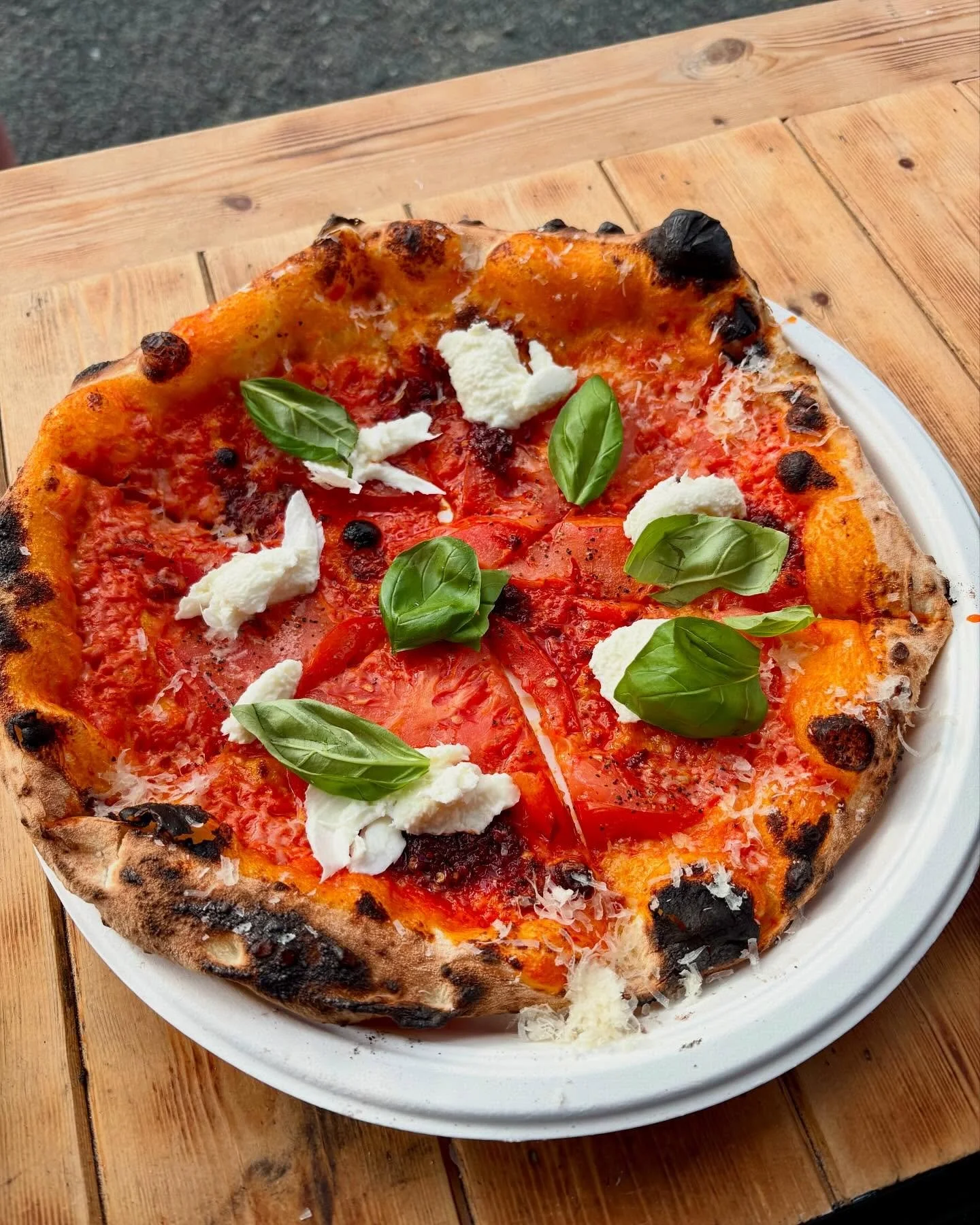 Vod-Caprese - 

Vodka sauce, Fresh buffalo mozzarella, Fresh tomato, Basil &amp; a sprinkle of Grana Padano. Optional Nduja for those who are feeling the spice 🔥 😋 grab yours tomorrow @brewisbeertaproom tomorrow 2-6pm whilst it&rsquo;s on special!