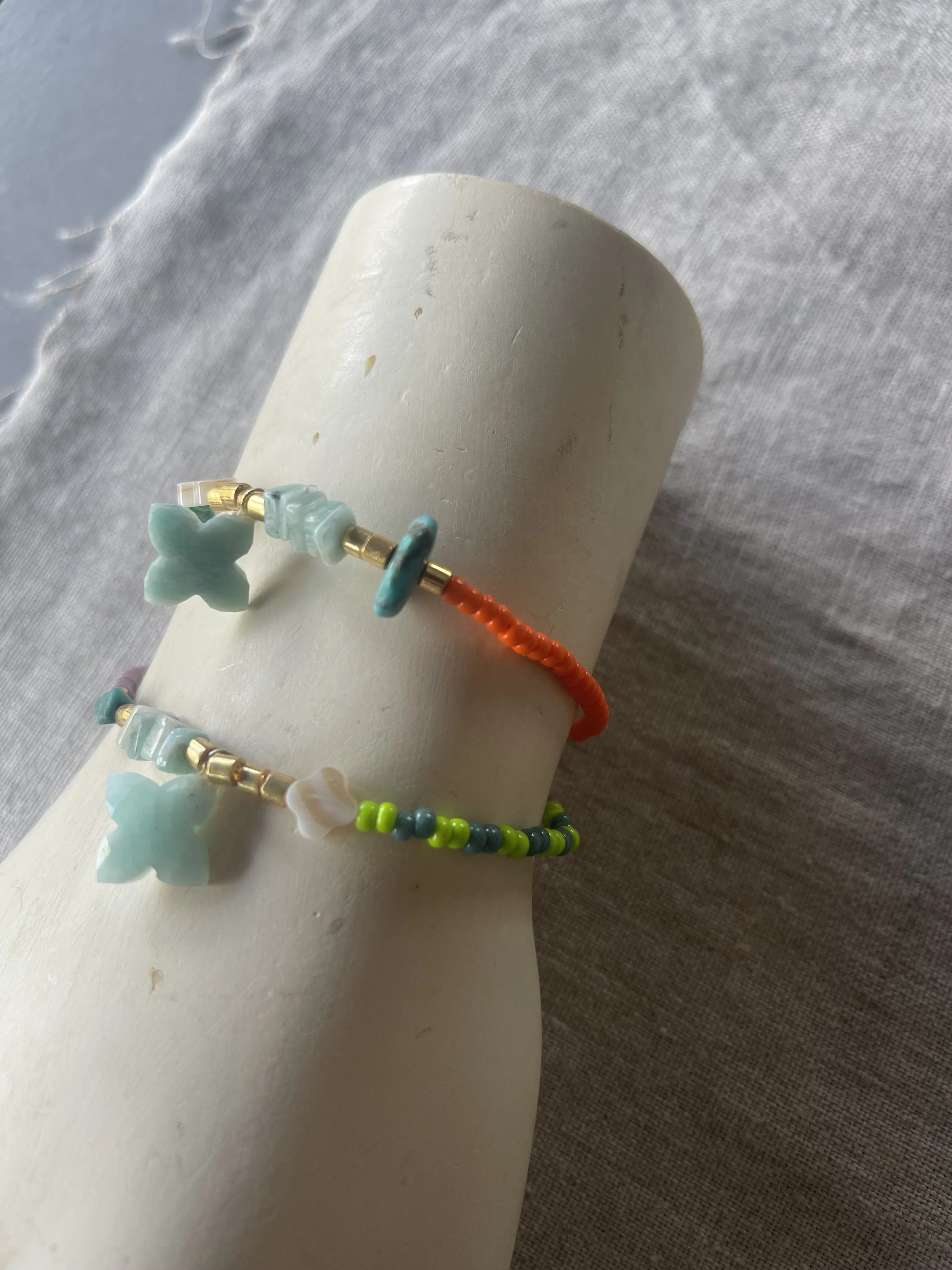 bracelet clover.jpeg