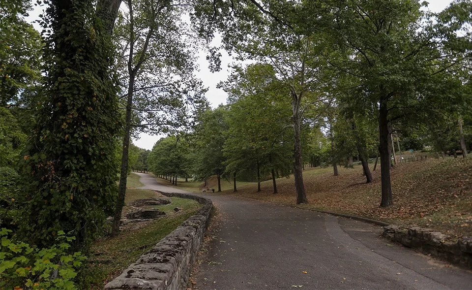 the paved pathway down from Gobbler's Knob in Ritter Park