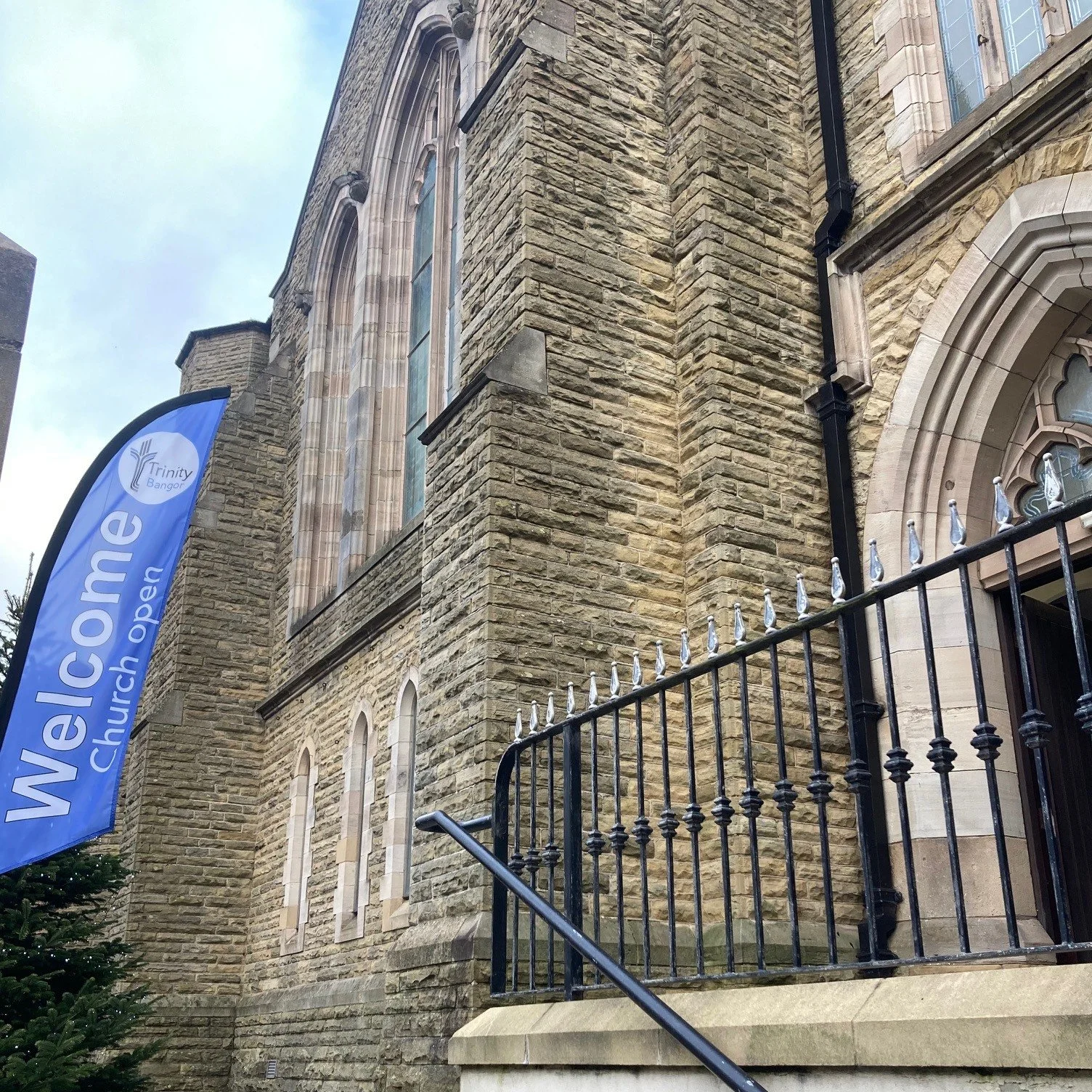 Church is open again - today and tomorrow 10:00AM-1:00PM.