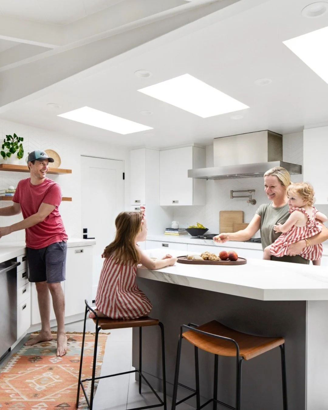 No matter your style preference or the season of life you&rsquo;re in, we help shape this space into more than just a place to cook&mdash;a space that sparks connection, invites gathering, and is a room you actually want to linger in.

#AndersLasater