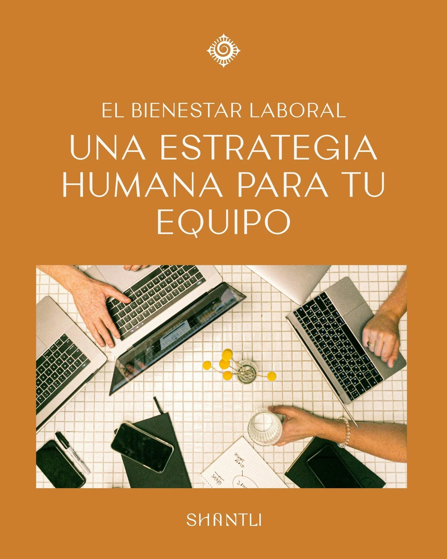 El bienestar no deber&iacute;a empezar cuando se apagan las computadoras. Tu equipo tambi&eacute;n merece un espacio para respirar, soltar, reconectar.

Una sesi&oacute;n grupal de bienestar no es una moda. Es una herramienta poderosa para mejorar la