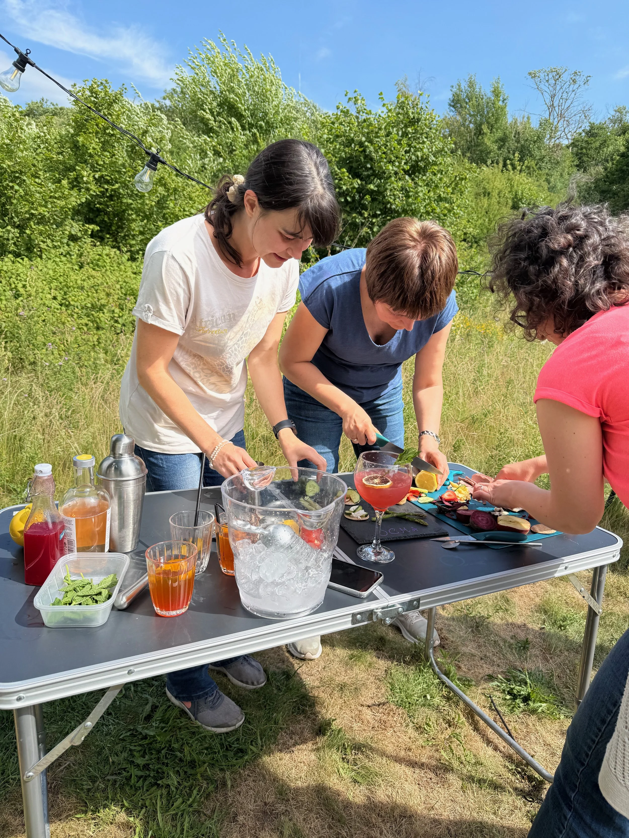 corporate-cocktails-on-a-farm.jpeg