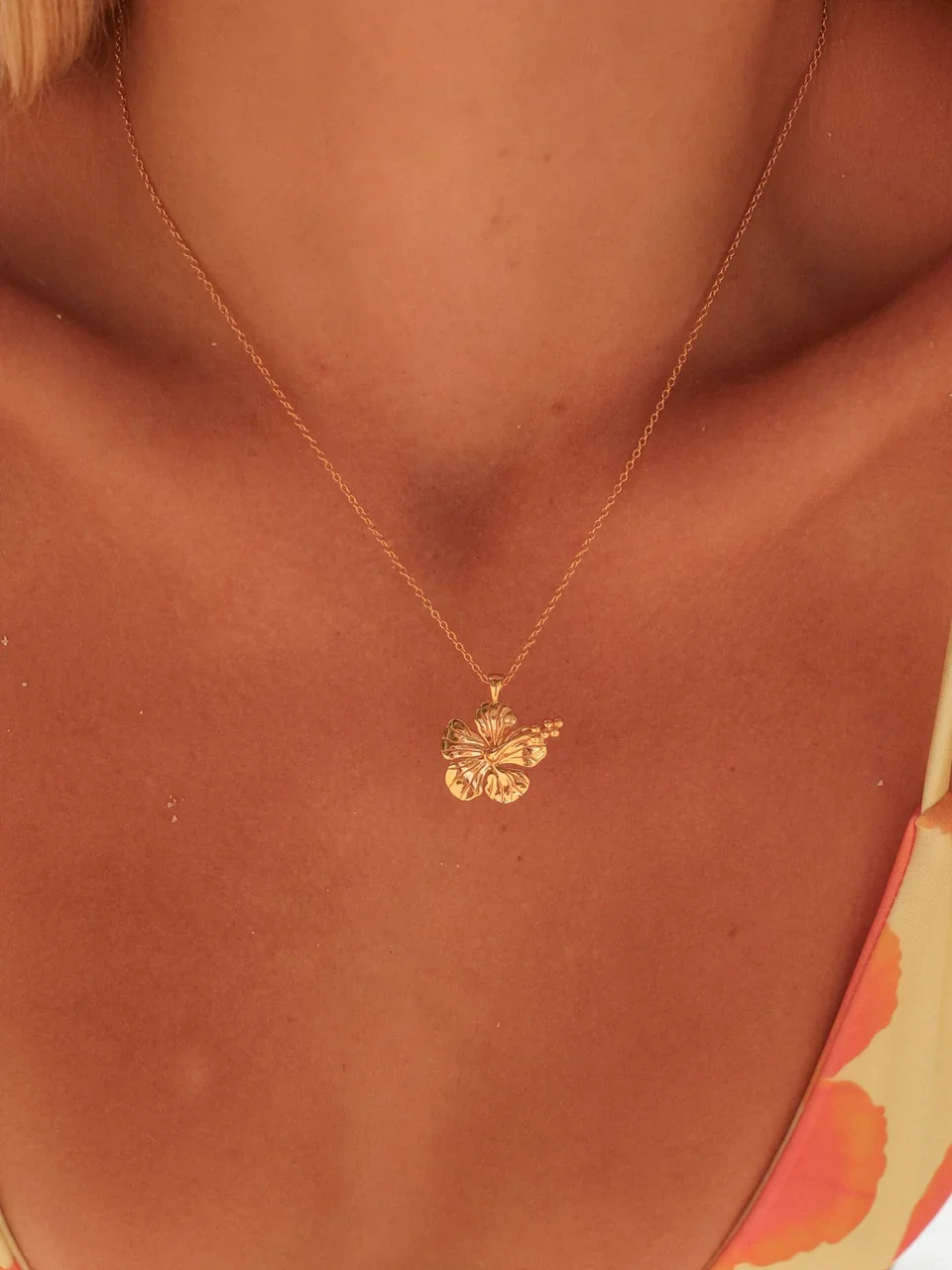 Malakai The Label - Hibiscus Necklace 18K Gold Vermeil