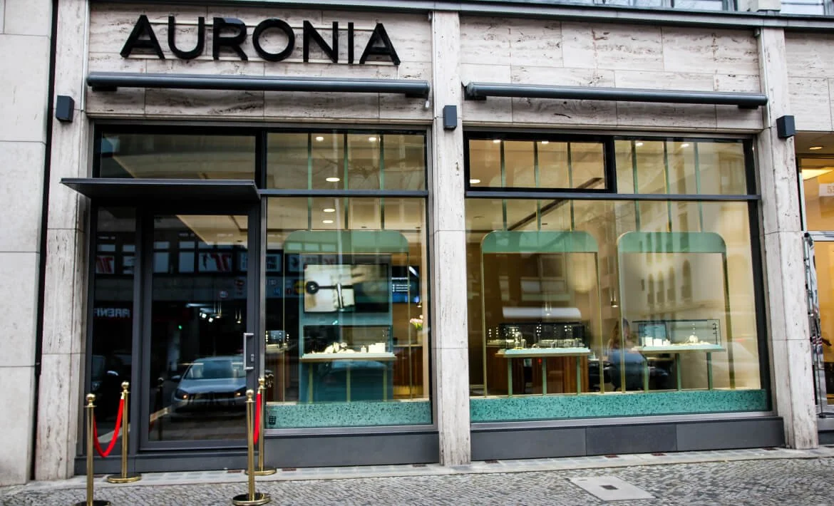 auronia-berlin-store-3-outside.jpg