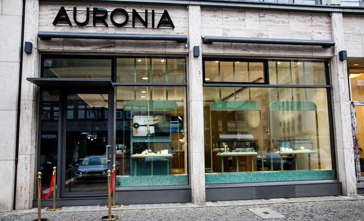 AURONIA