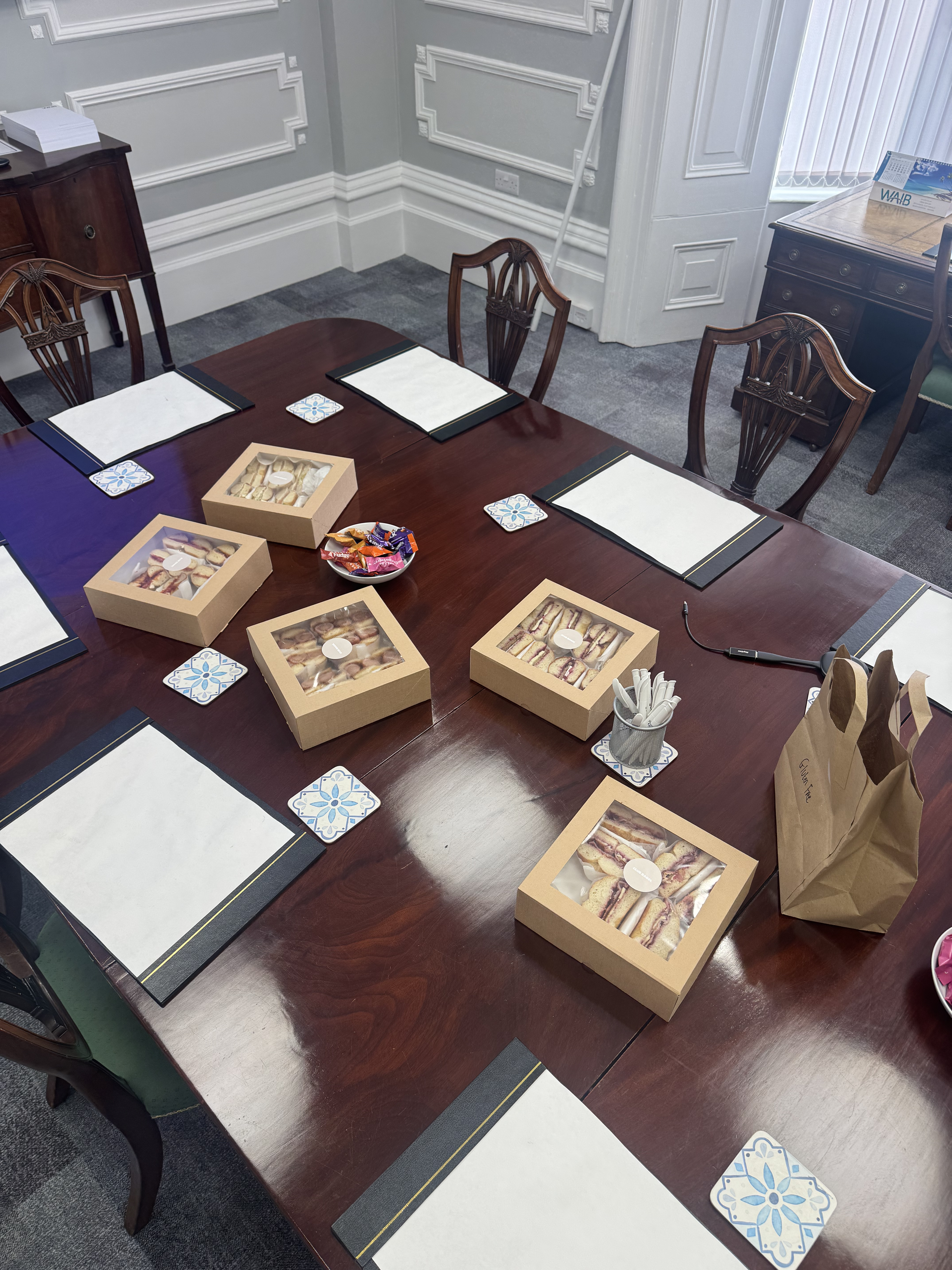 Custom Bagel Box of 20