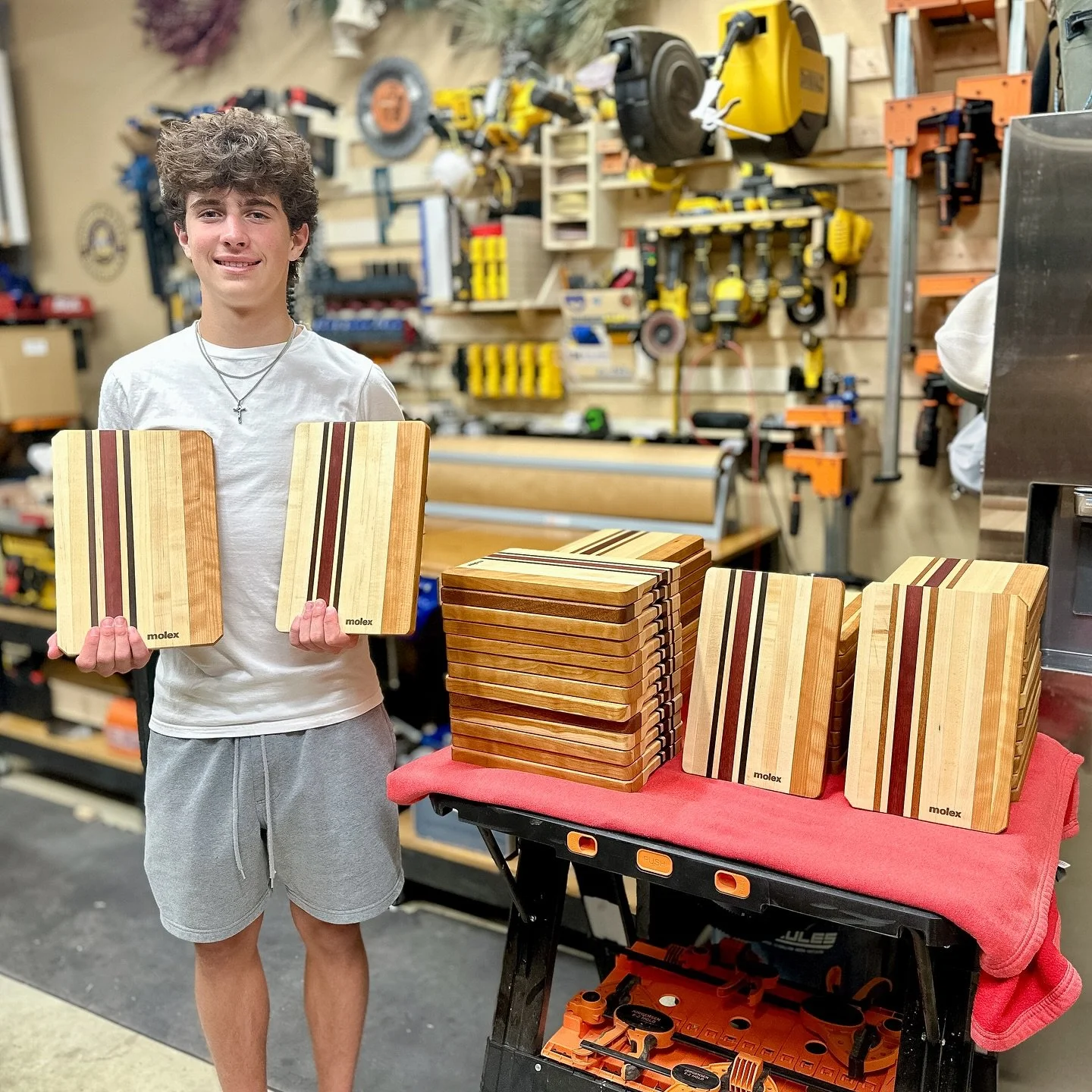 50 handcrafted charcuterie boards, ready to impress.
This shipment is headed to a valued corporate client, each board is crafted with precision and built to showcase gatherings in style. These boards reflect the same attention to detail we bring to