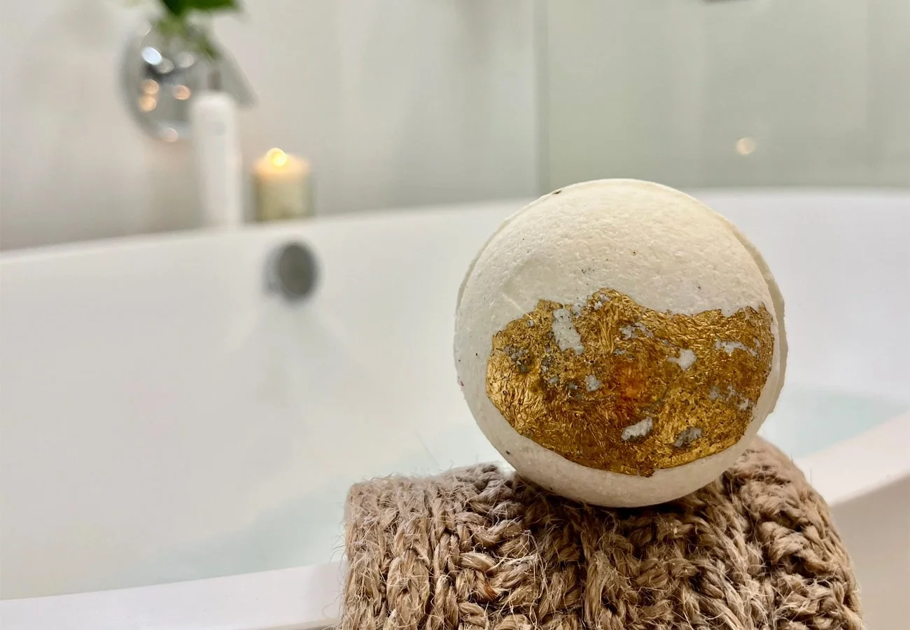 Rain Africa’s Butterball Cleopatra’s Gold & Milk Bathbomb smells absolutely divine, leaves your skin silky soft, and makes you smell like an actual Egyptian queen — yes, you can feel fancy while soaking in your own tub.