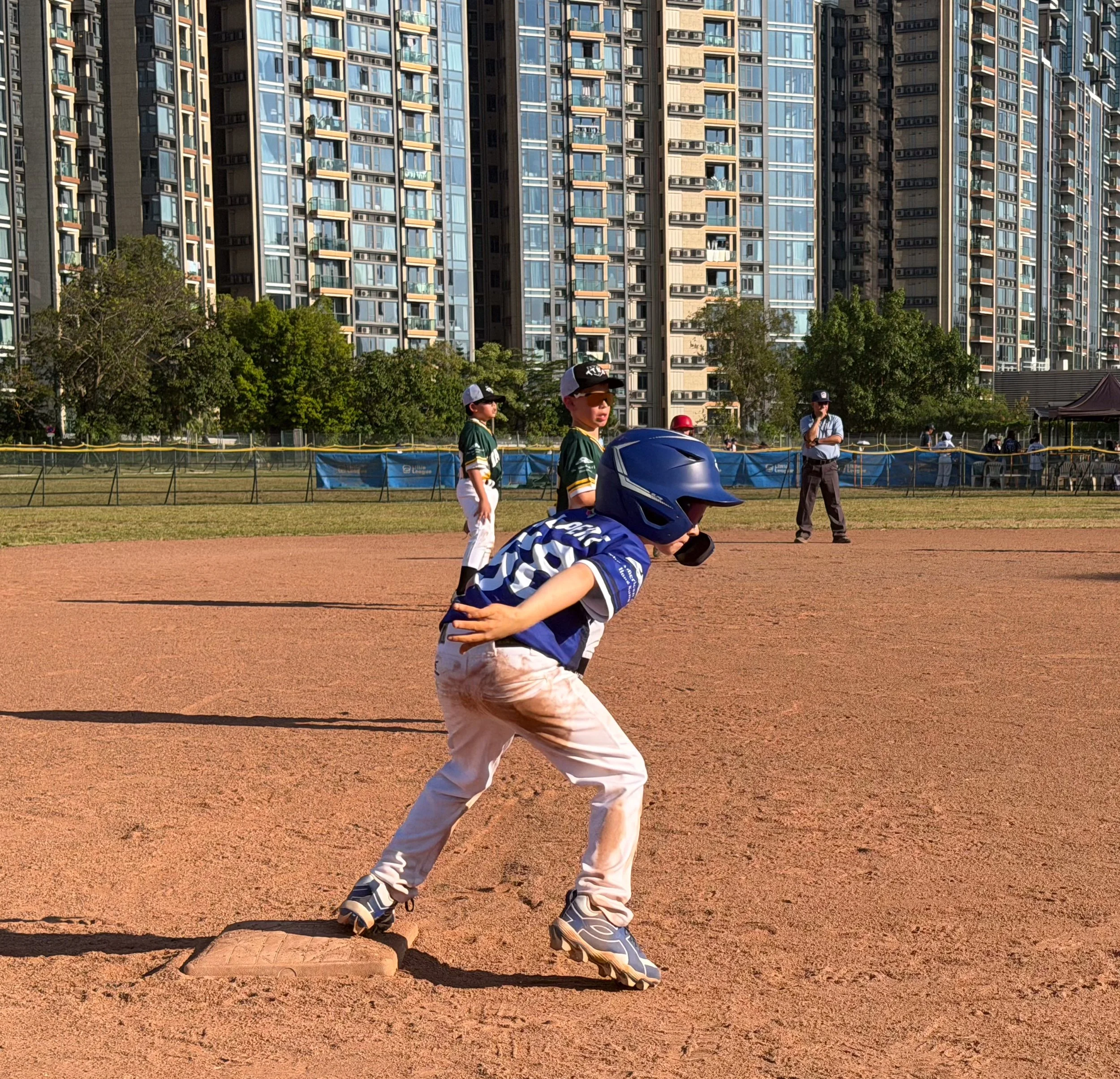 Minors Eagles vs. Honey Badgers