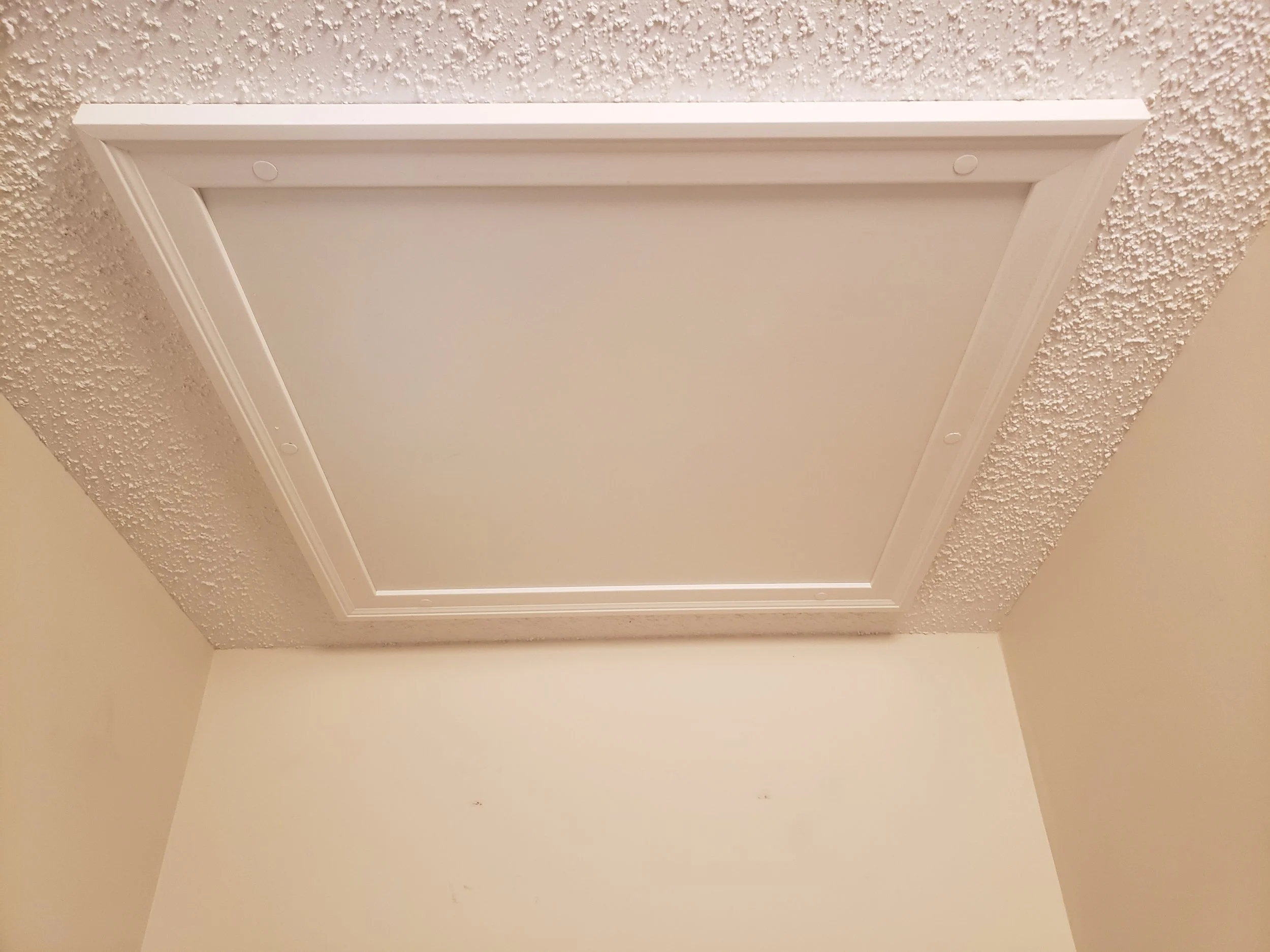 Tru-Seal Attic Hatch properly seals your attic hatch.