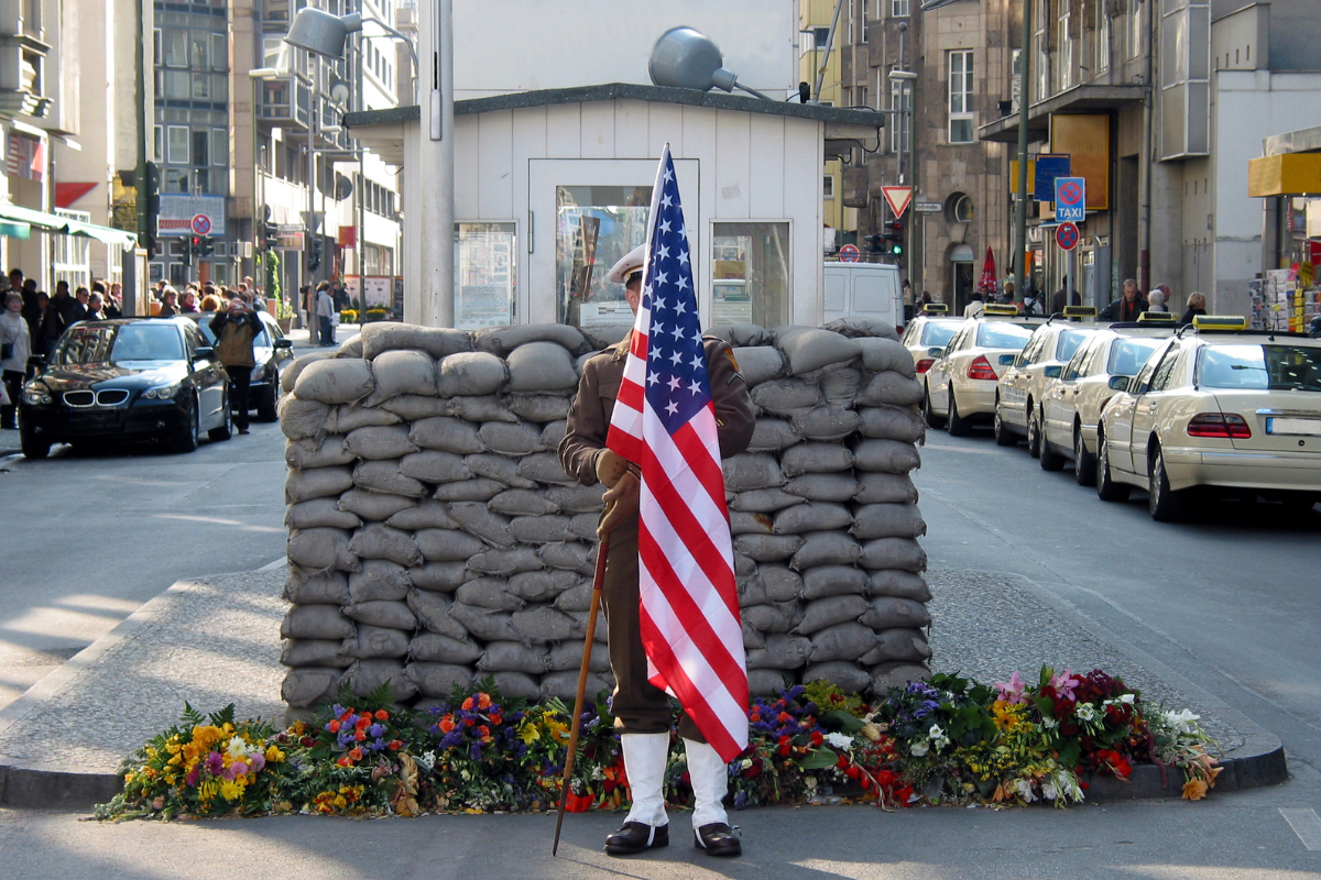 checkpoint charlie.png