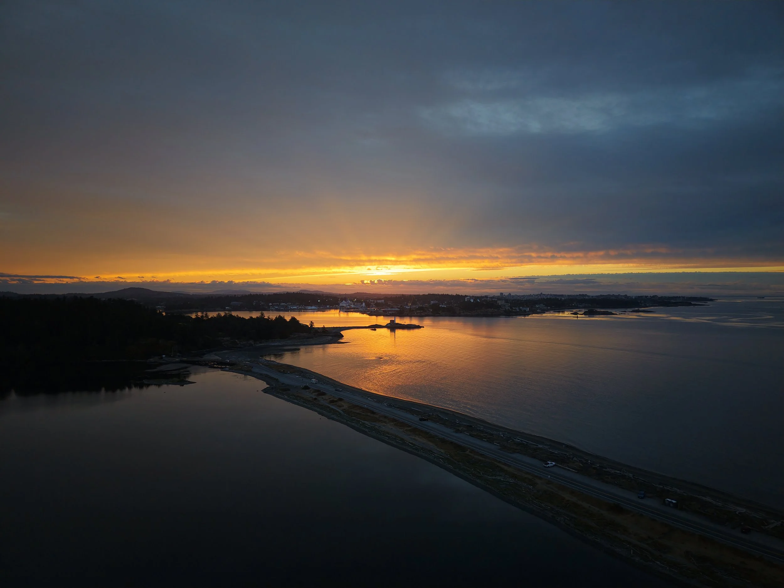 Moodysunrise3.JPG