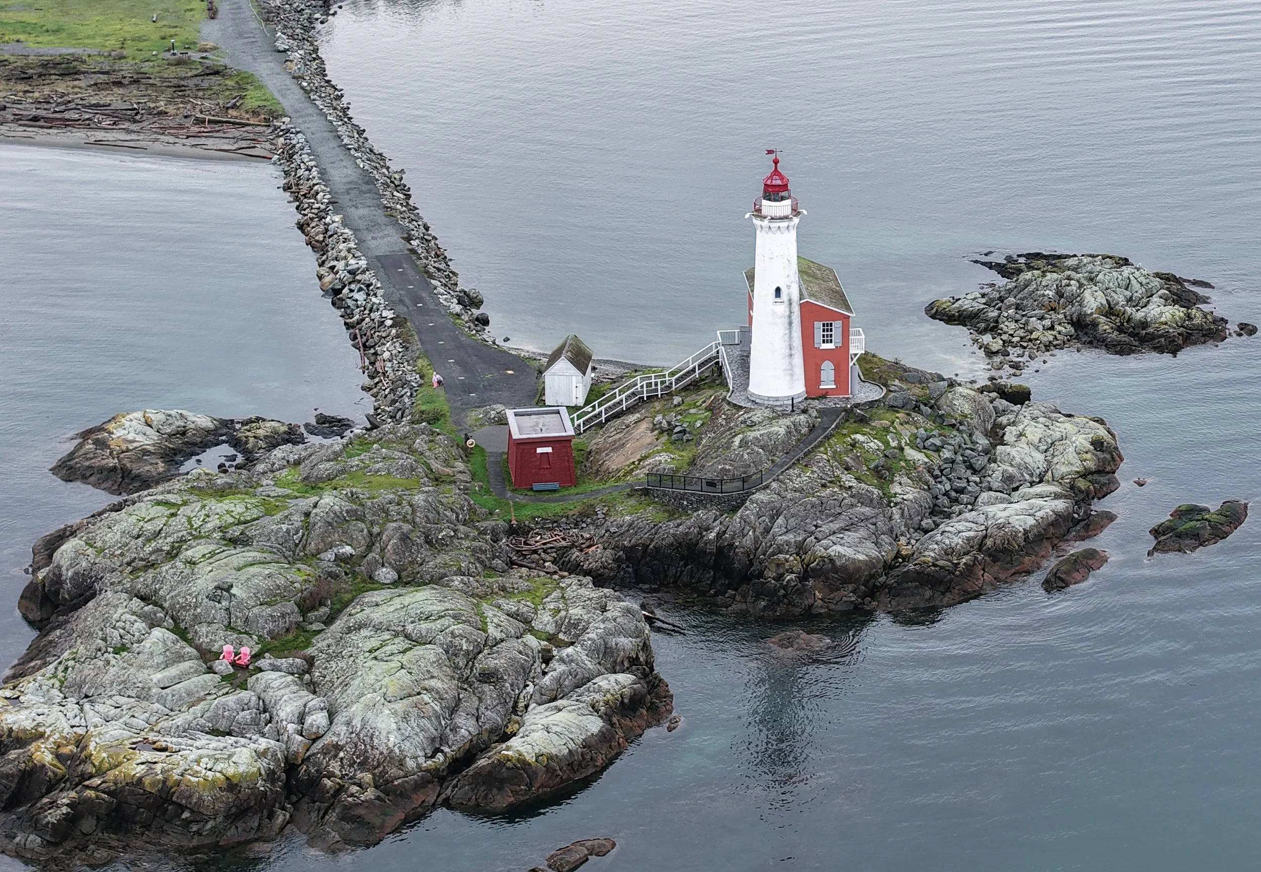 Fisgard Lighthouse 1.jpg
