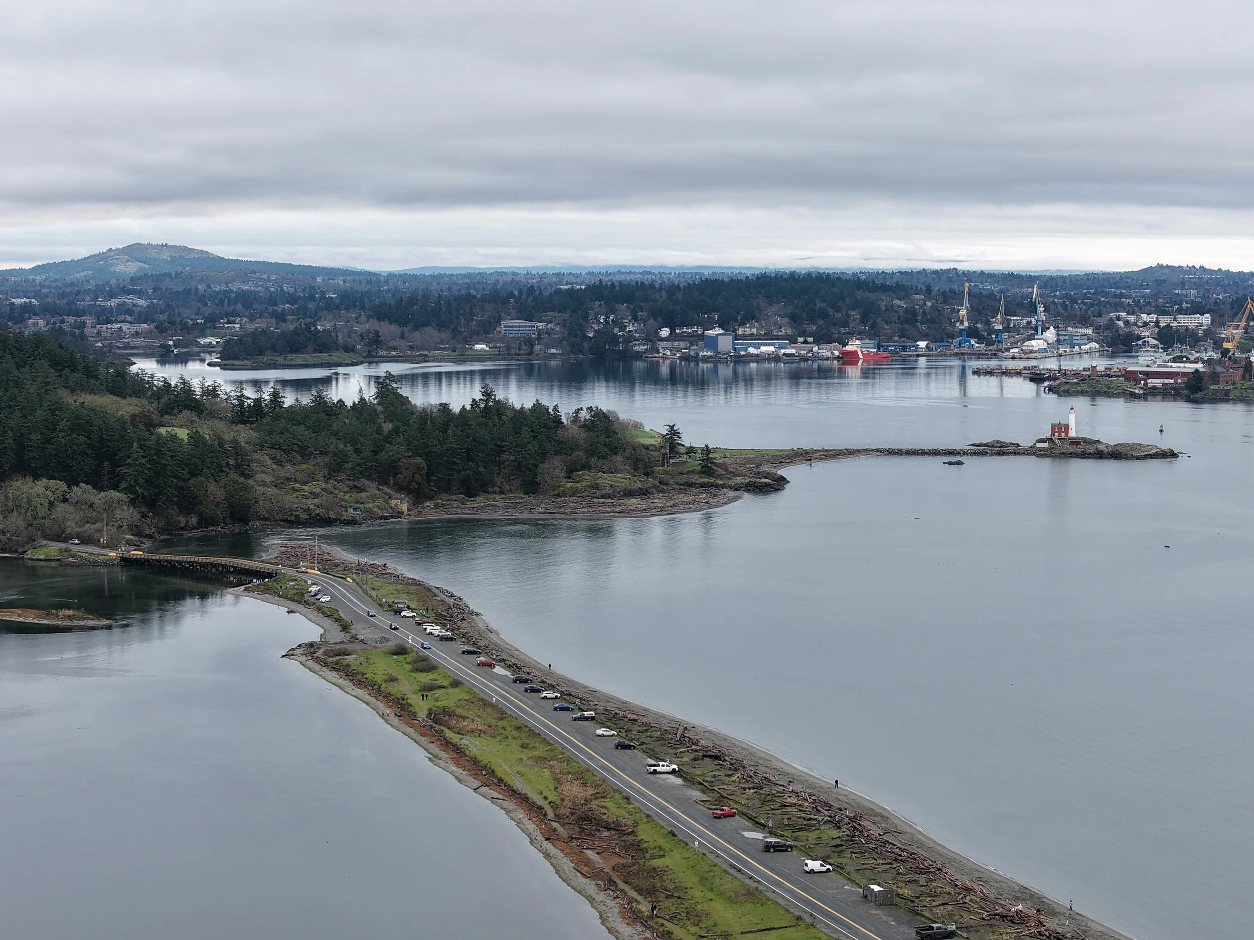 Aerial view of Ocean Boulevard stretching between lagoon and open water.