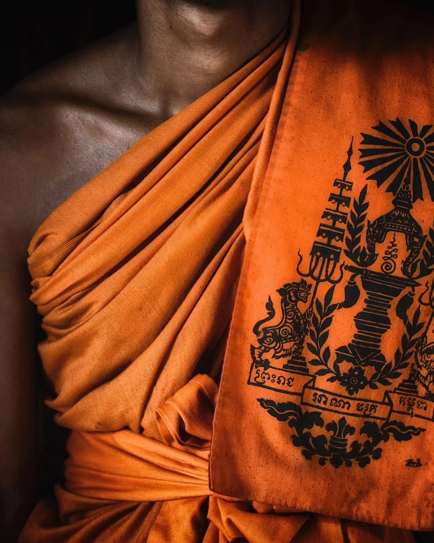 Details in the devotion. The rich colors and intricate symbols of faith are woven into the very fabric of everyday spirituality here. Always captivated by the quiet reverence of temple life.

www.carpeasia.com
Your Journey, Elevated